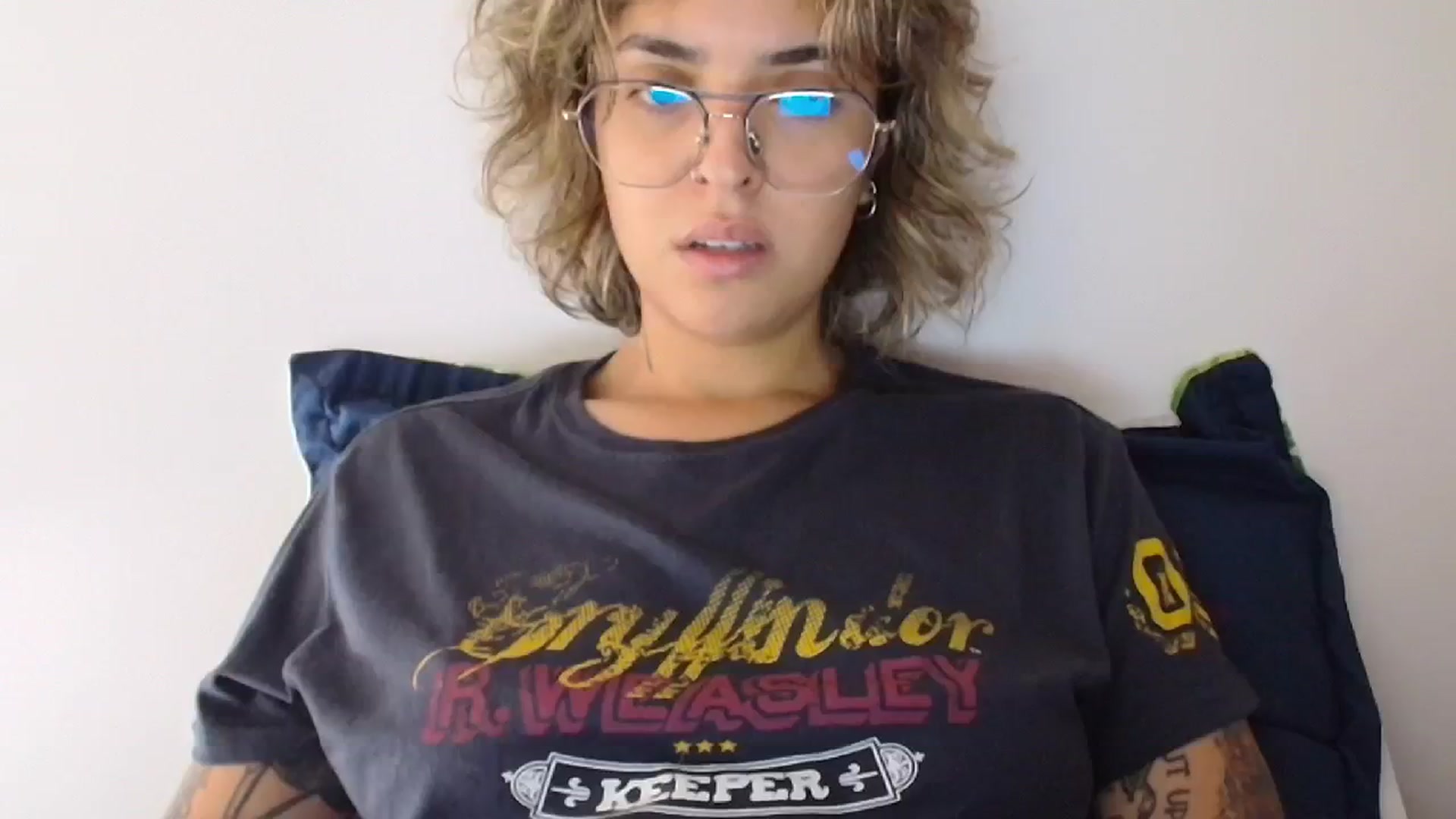 Gallery image thumbnail from RiversideCA's myfreecams stream on, 05/29/2024, 16:09 image 11 of 20