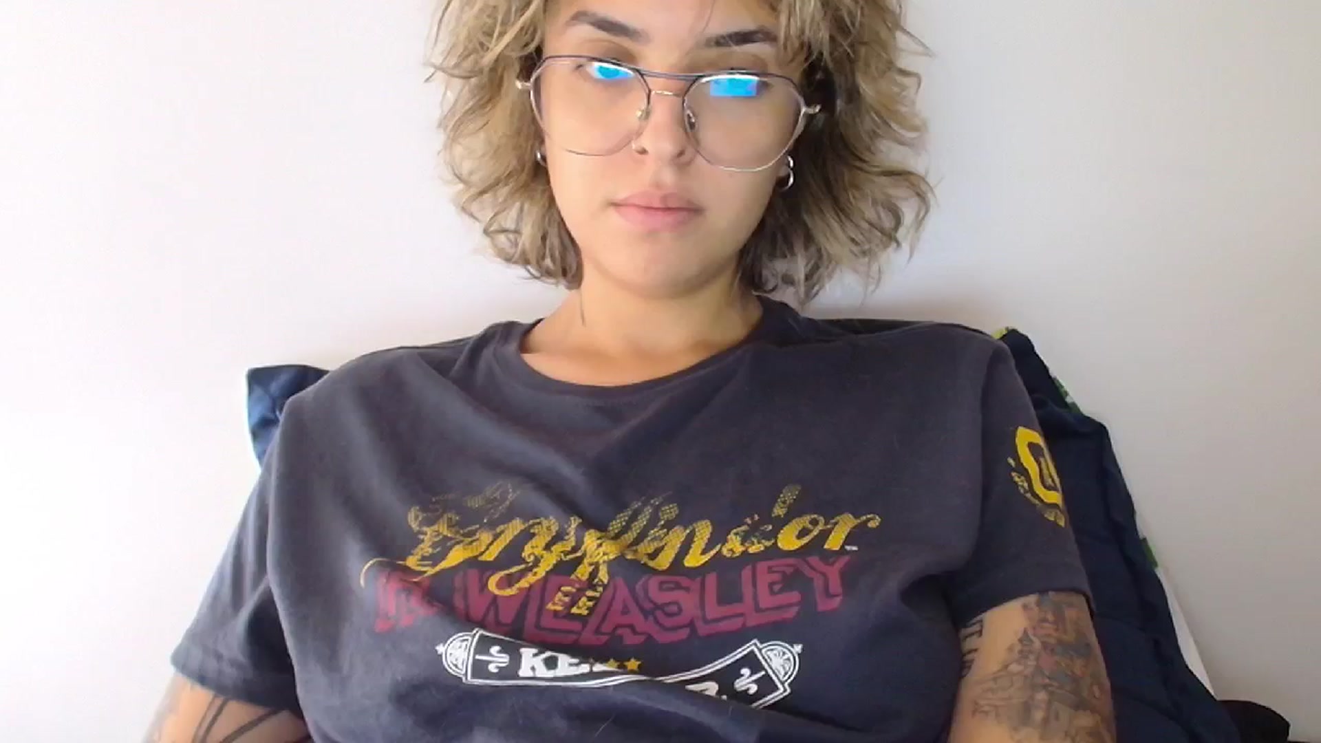 Gallery image thumbnail from RiversideCA's myfreecams stream on, 05/29/2024, 16:56 image 20 of 20