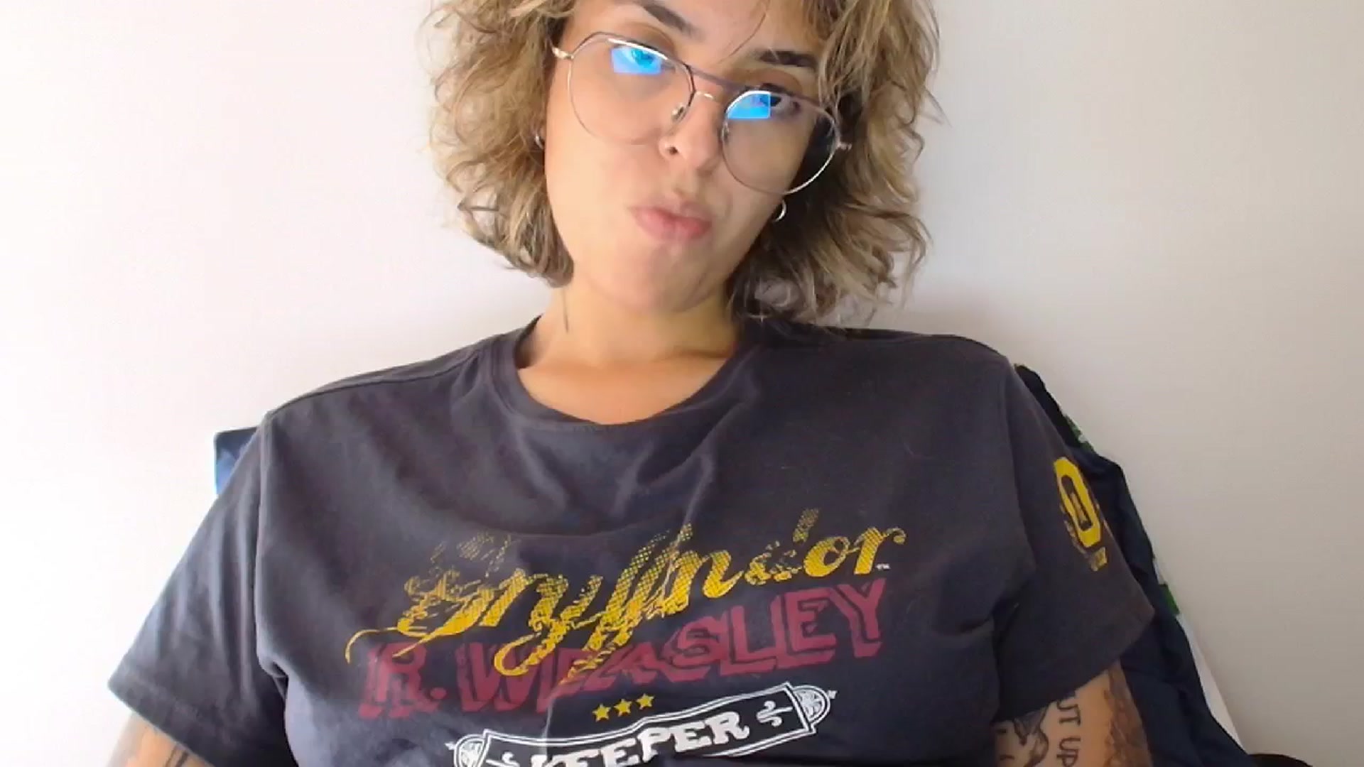 Gallery image thumbnail from RiversideCA's myfreecams stream on, 05/29/2024, 16:56 image 17 of 20