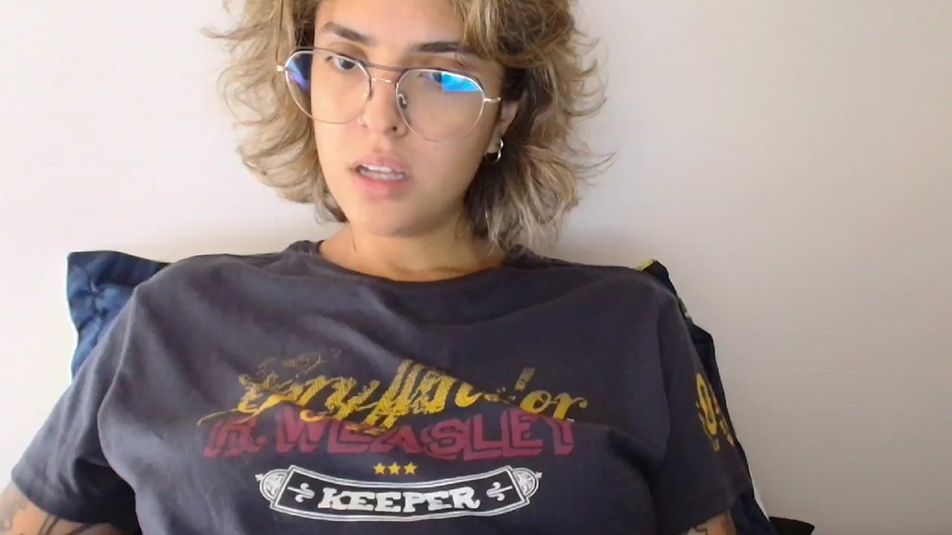 Gallery image thumbnail from RiversideCA's myfreecams stream on, 05/29/2024, 18:34 image 13 of 20