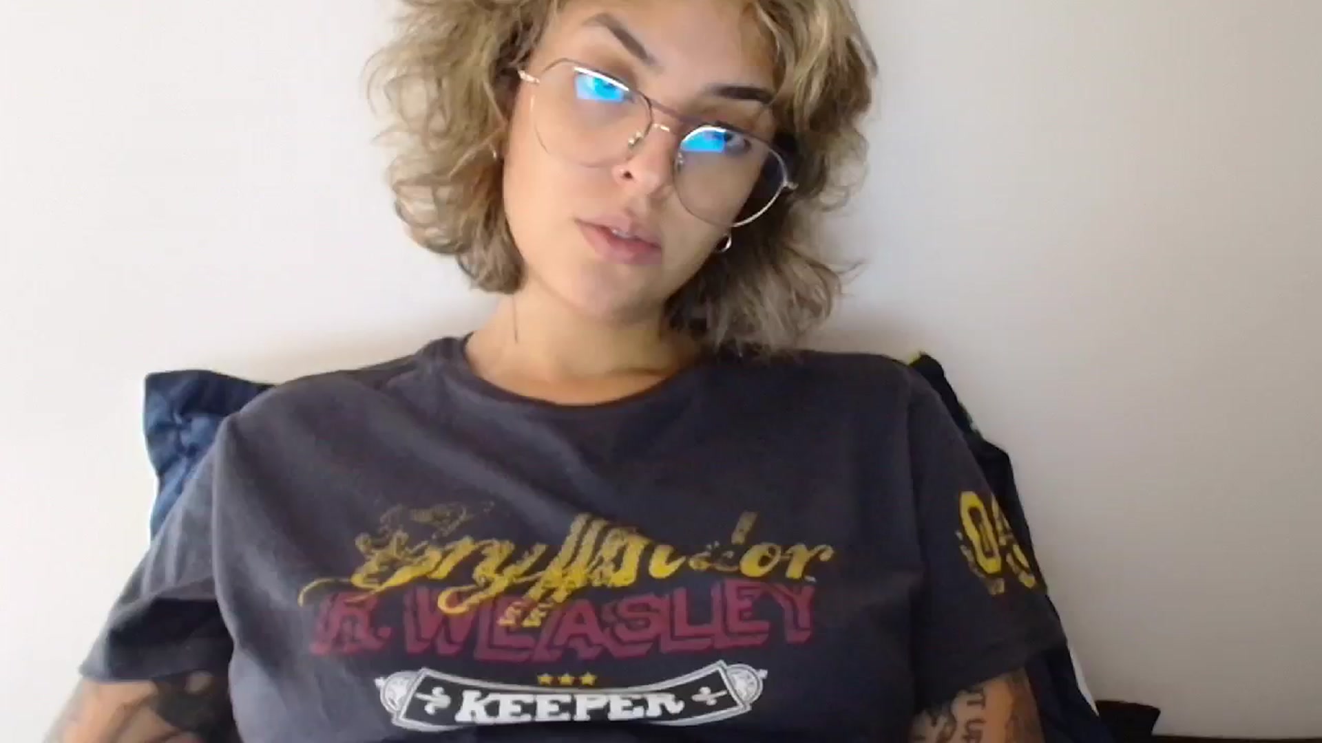 Gallery image thumbnail from RiversideCA's myfreecams stream on, 05/29/2024, 18:34 image 12 of 20