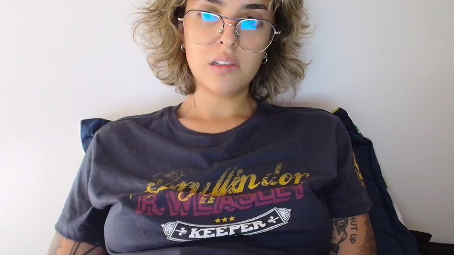 Gallery image thumbnail from RiversideCA's myfreecams stream on, 05/29/2024, 18:34 image 6 of 20