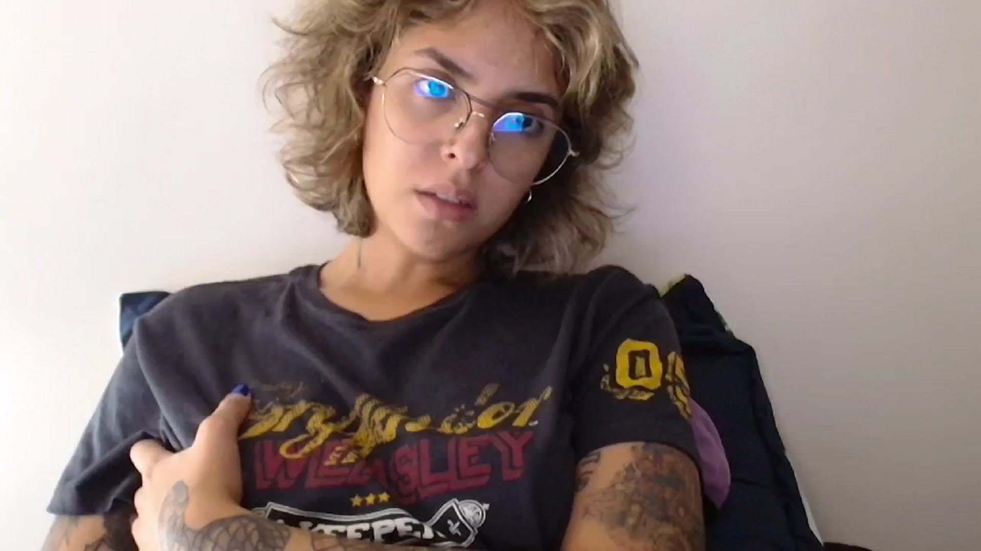Gallery image thumbnail from RiversideCA's myfreecams stream on, 05/29/2024, 18:34 image 11 of 20