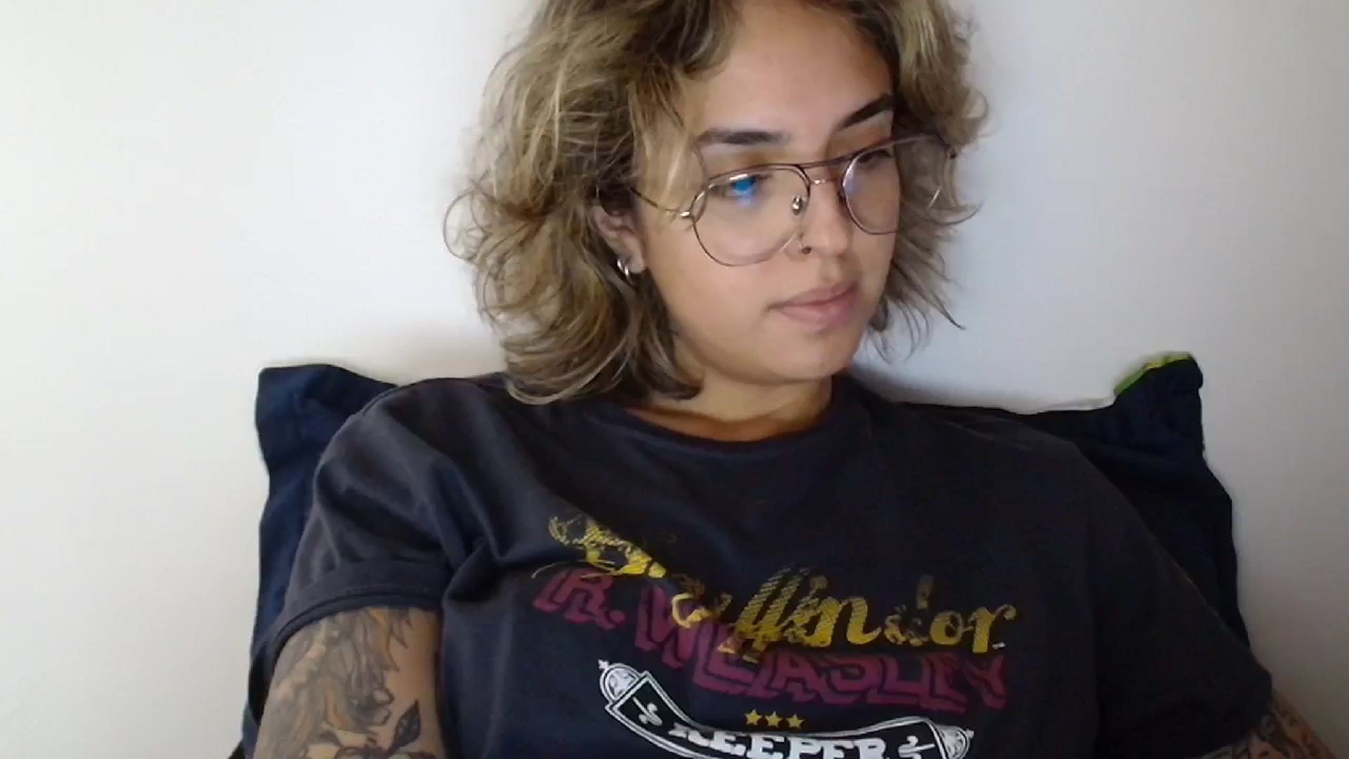 Gallery image thumbnail from RiversideCA's myfreecams stream on, 05/29/2024, 19:49 image 1 of 20