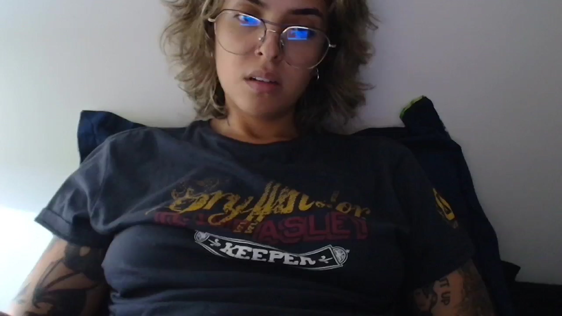 Gallery image thumbnail from RiversideCA's myfreecams stream on, 05/29/2024, 19:49 image 17 of 20