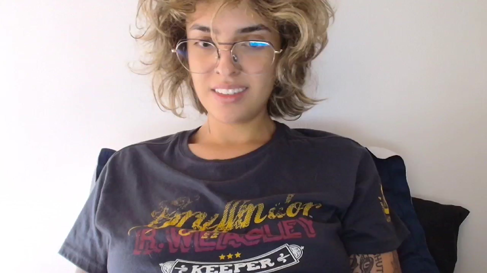Gallery image thumbnail from RiversideCA's myfreecams stream on, 05/31/2024, 16:08 image 9 of 20