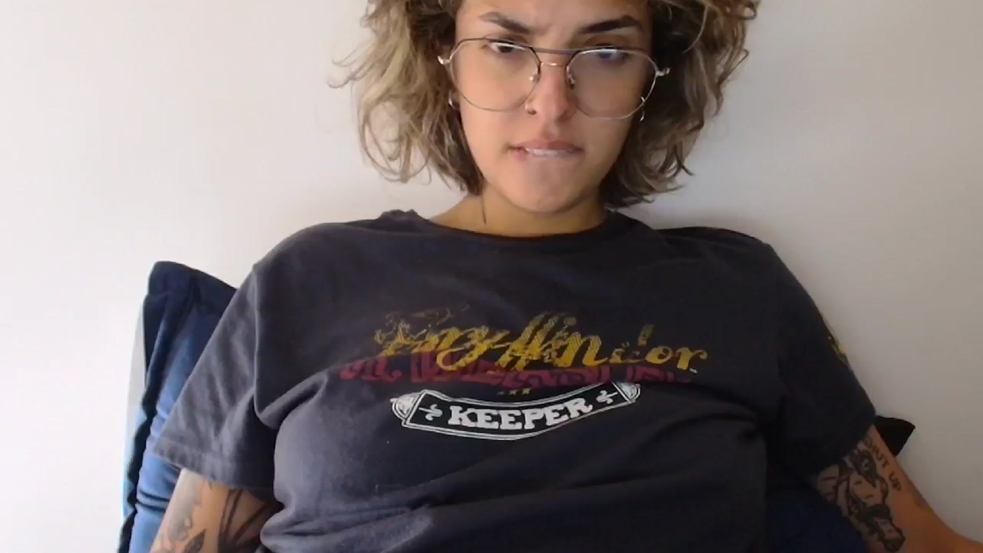 Gallery image thumbnail from RiversideCA's myfreecams stream on, 05/31/2024, 17:21 image 5 of 20