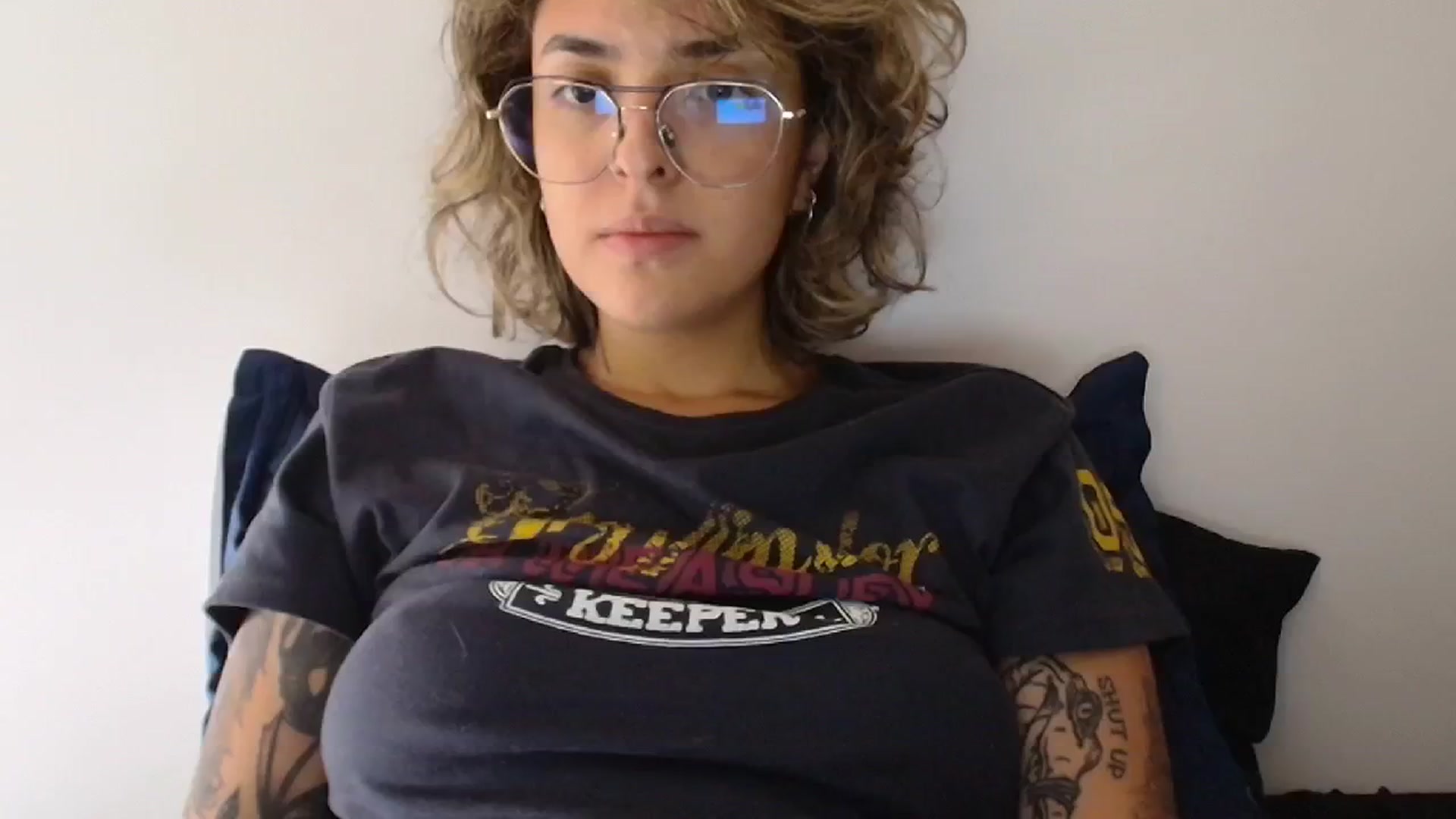 Gallery image thumbnail from RiversideCA's myfreecams stream on, 05/31/2024, 17:21 image 15 of 20