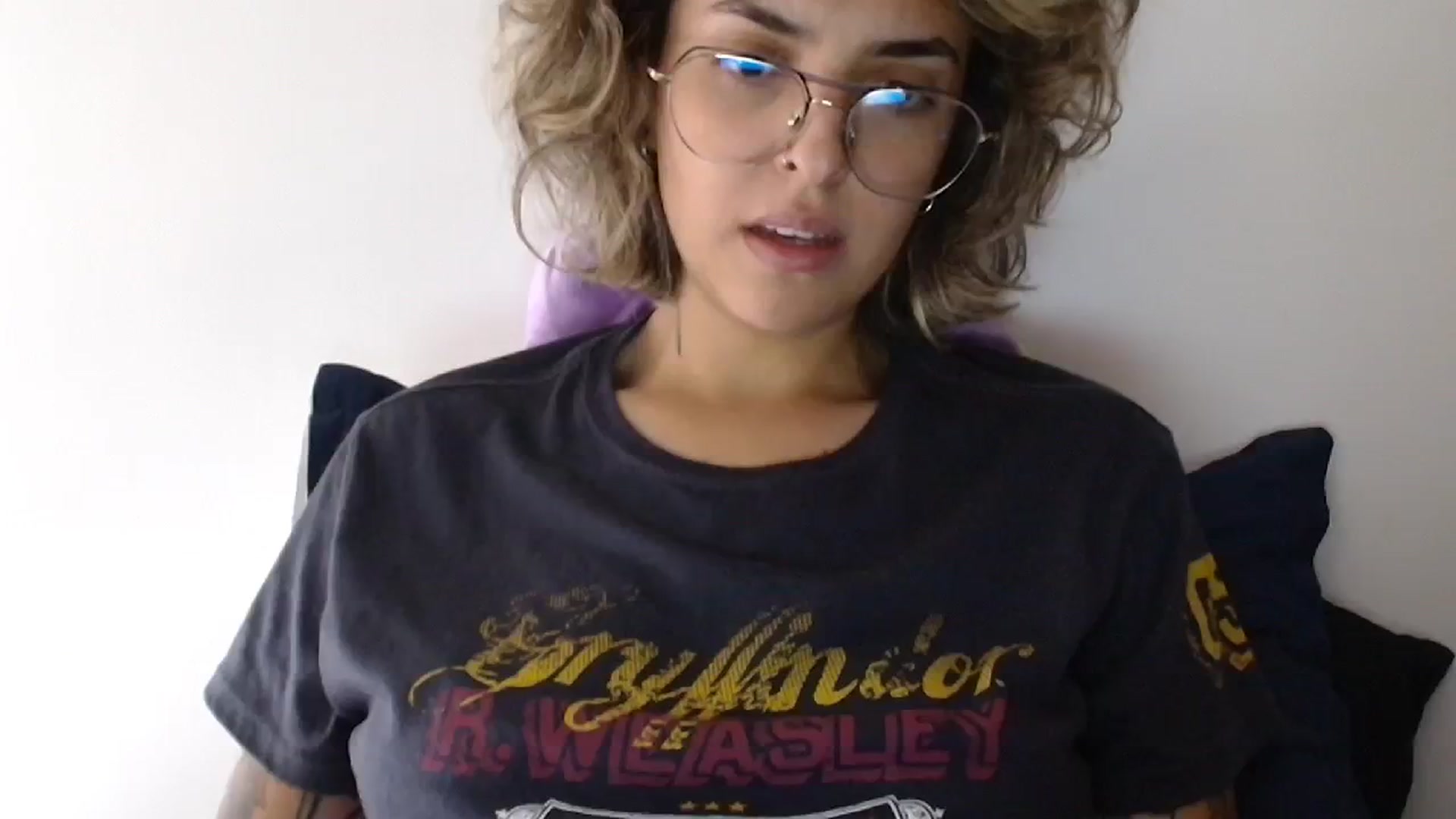 Gallery image thumbnail from RiversideCA's myfreecams stream on, 05/31/2024, 17:38 image 1 of 20