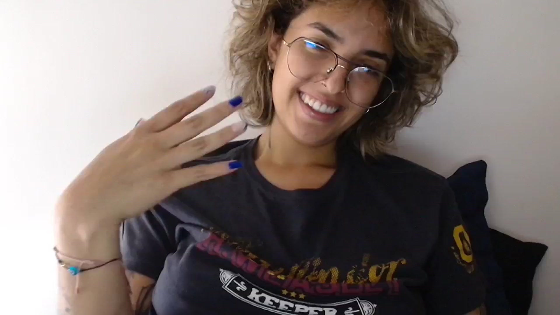 Gallery image thumbnail from RiversideCA's myfreecams stream on, 05/31/2024, 17:38 image 4 of 20