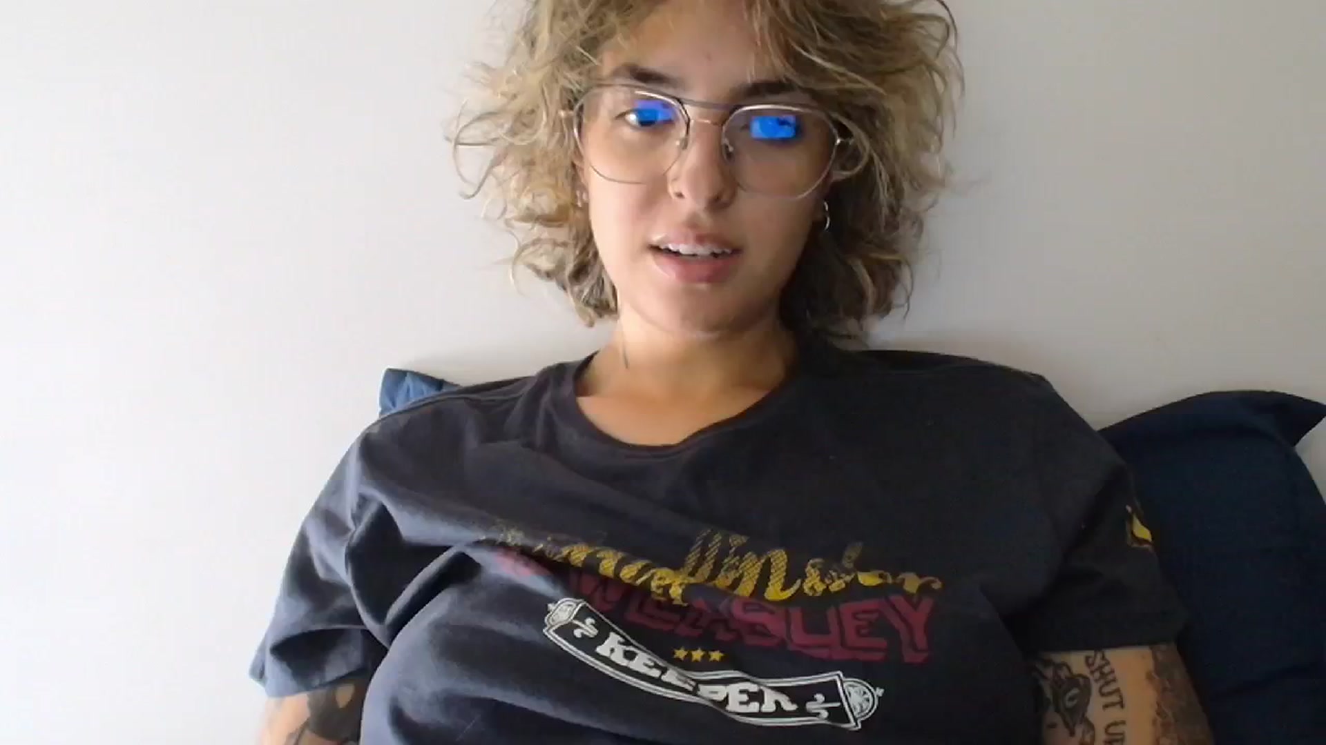 Gallery image thumbnail from RiversideCA's myfreecams stream on, 06/04/2024, 15:55 image 12 of 20