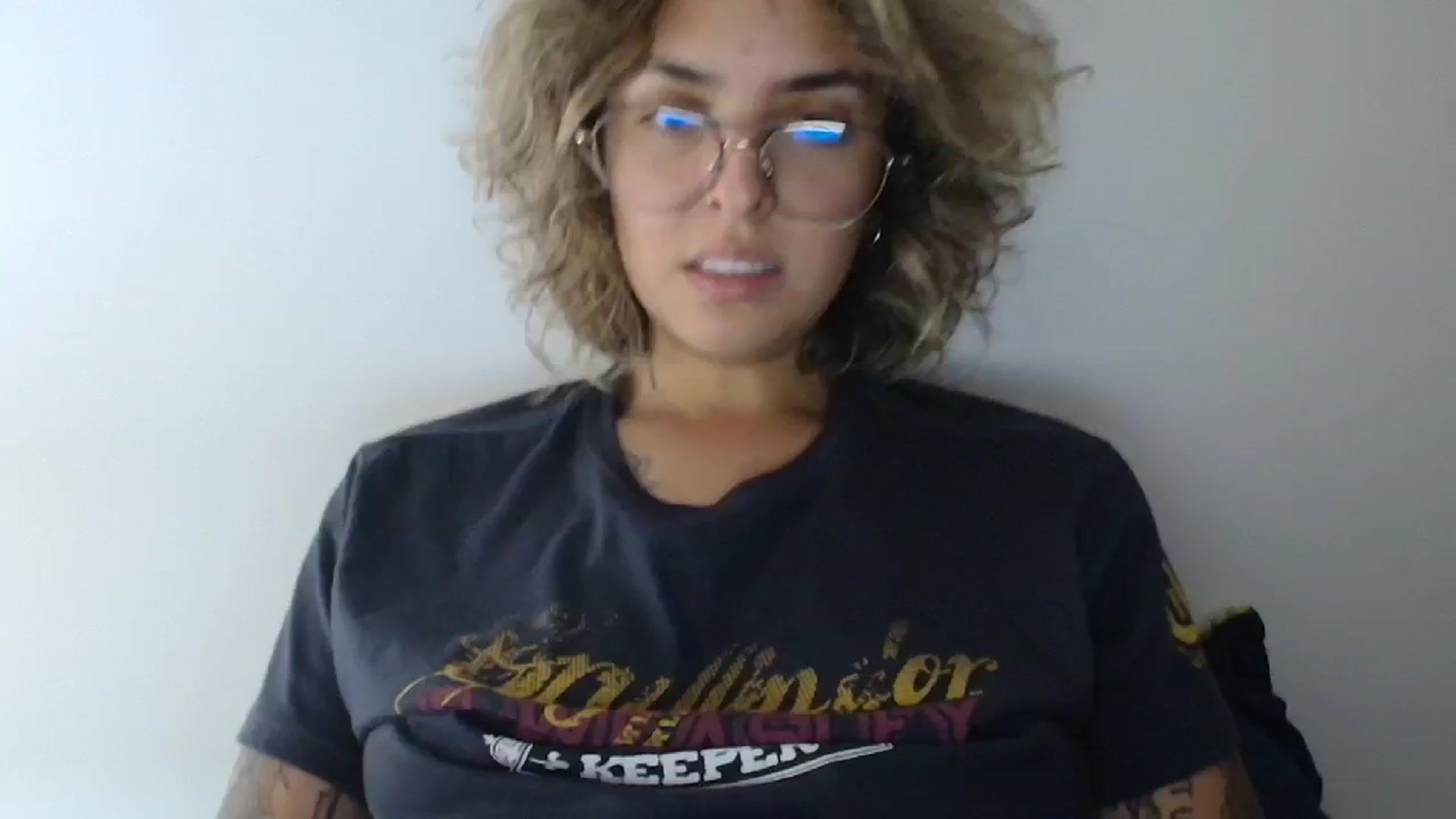 Gallery image thumbnail from RiversideCA's myfreecams stream on, 06/04/2024, 22:23 image 13 of 20