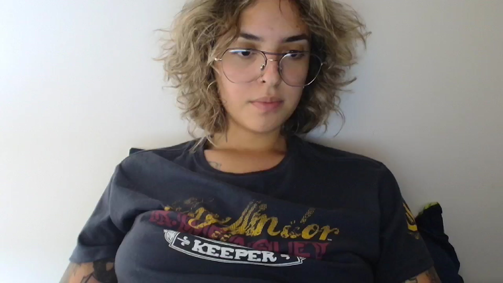 Gallery image thumbnail from RiversideCA's myfreecams stream on, 06/04/2024, 22:23 image 20 of 20