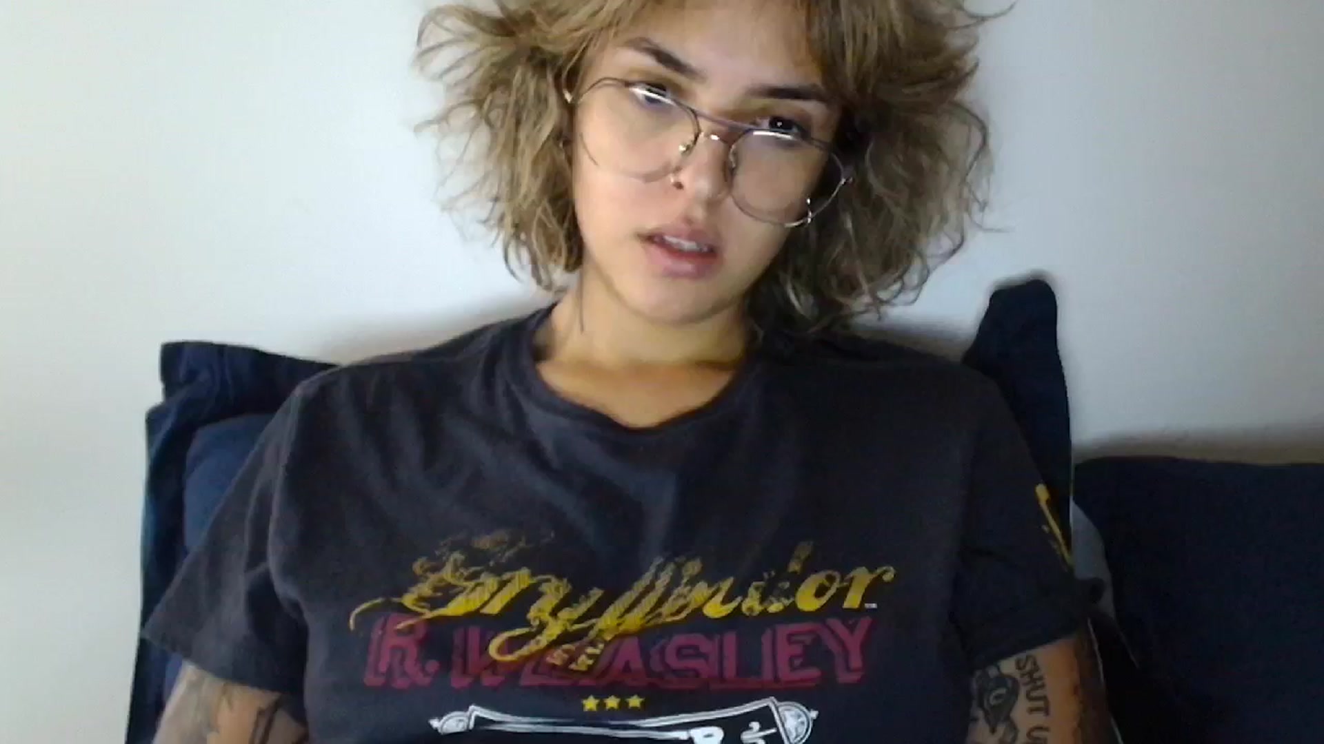 Gallery image thumbnail from RiversideCA's myfreecams stream on, 06/08/2024, 16:23 image 6 of 20