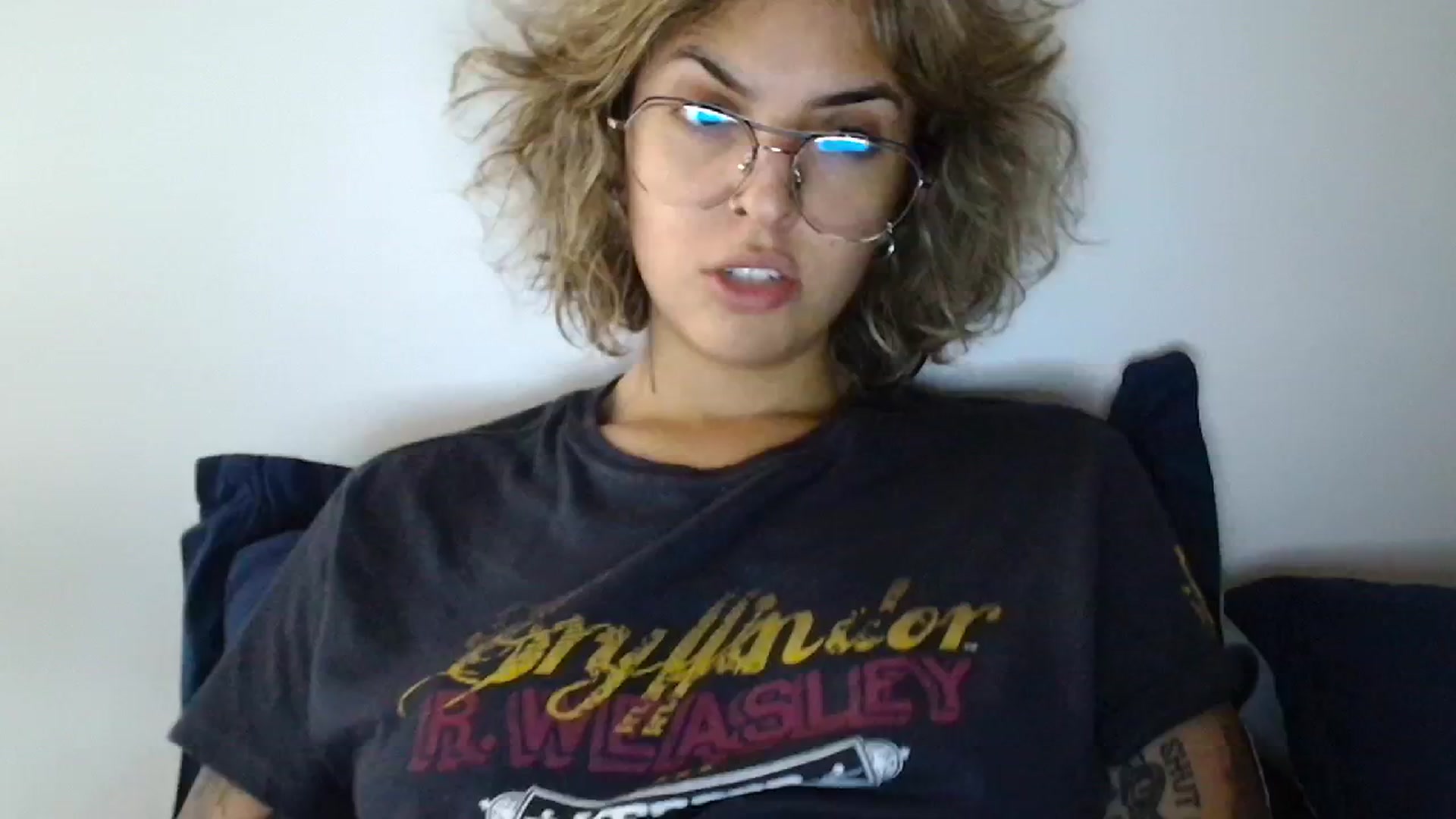 Gallery image thumbnail from RiversideCA's myfreecams stream on, 06/08/2024, 16:23 image 1 of 20