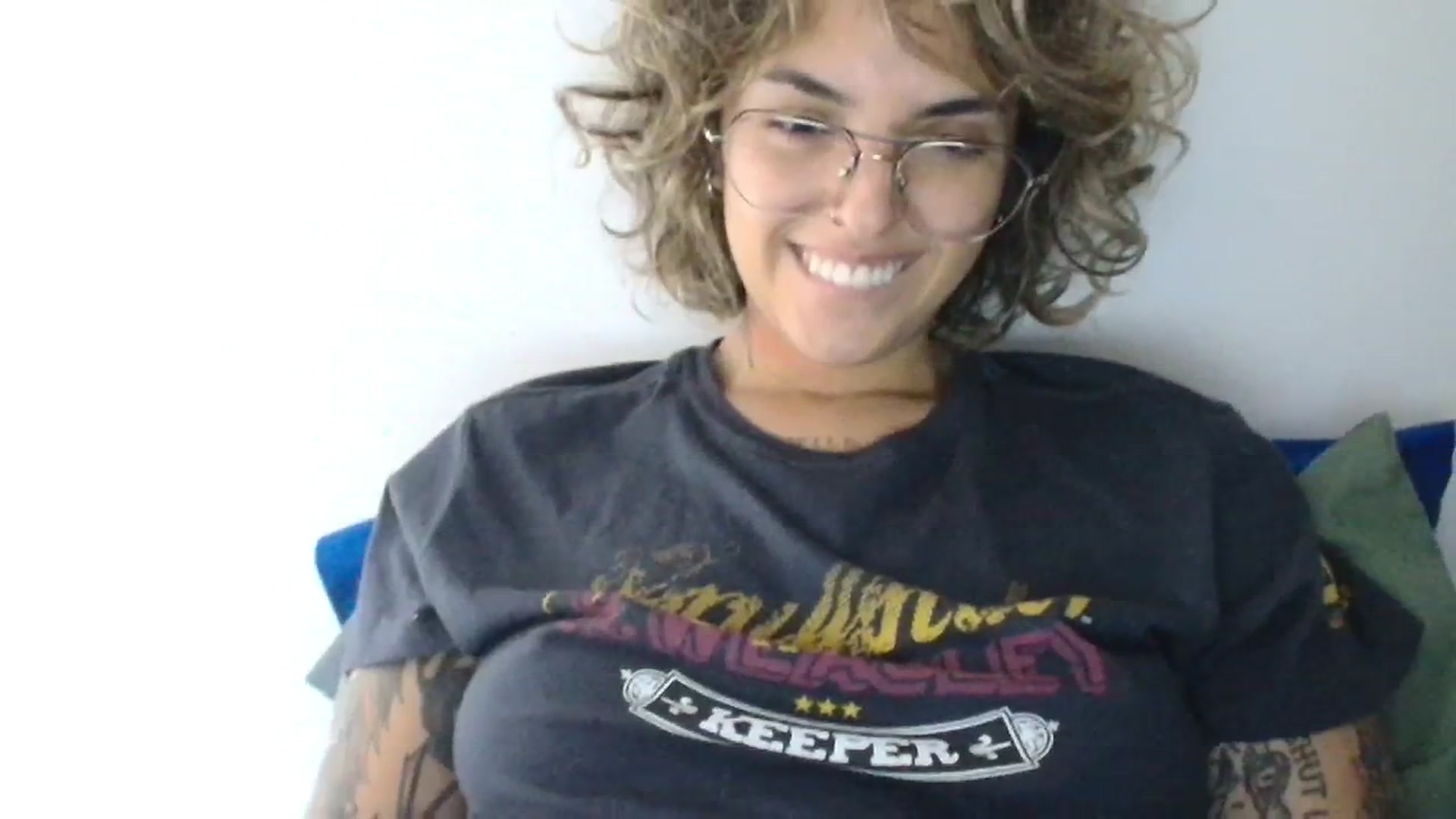 Gallery image thumbnail from RiversideCA's myfreecams stream on, 06/17/2024, 17:28 image 2 of 20