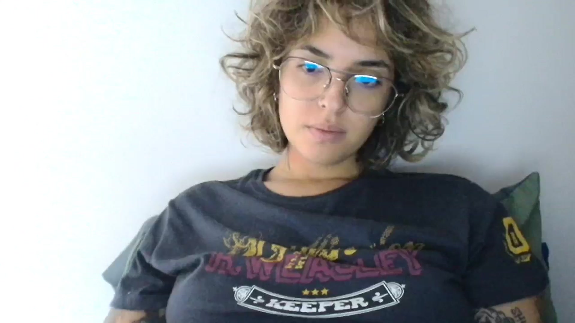Gallery image thumbnail from RiversideCA's myfreecams stream on, 06/17/2024, 17:28 image 11 of 20