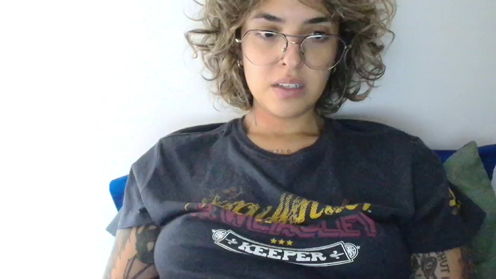 Gallery image thumbnail from RiversideCA's myfreecams stream on, 06/17/2024, 17:28 image 3 of 20