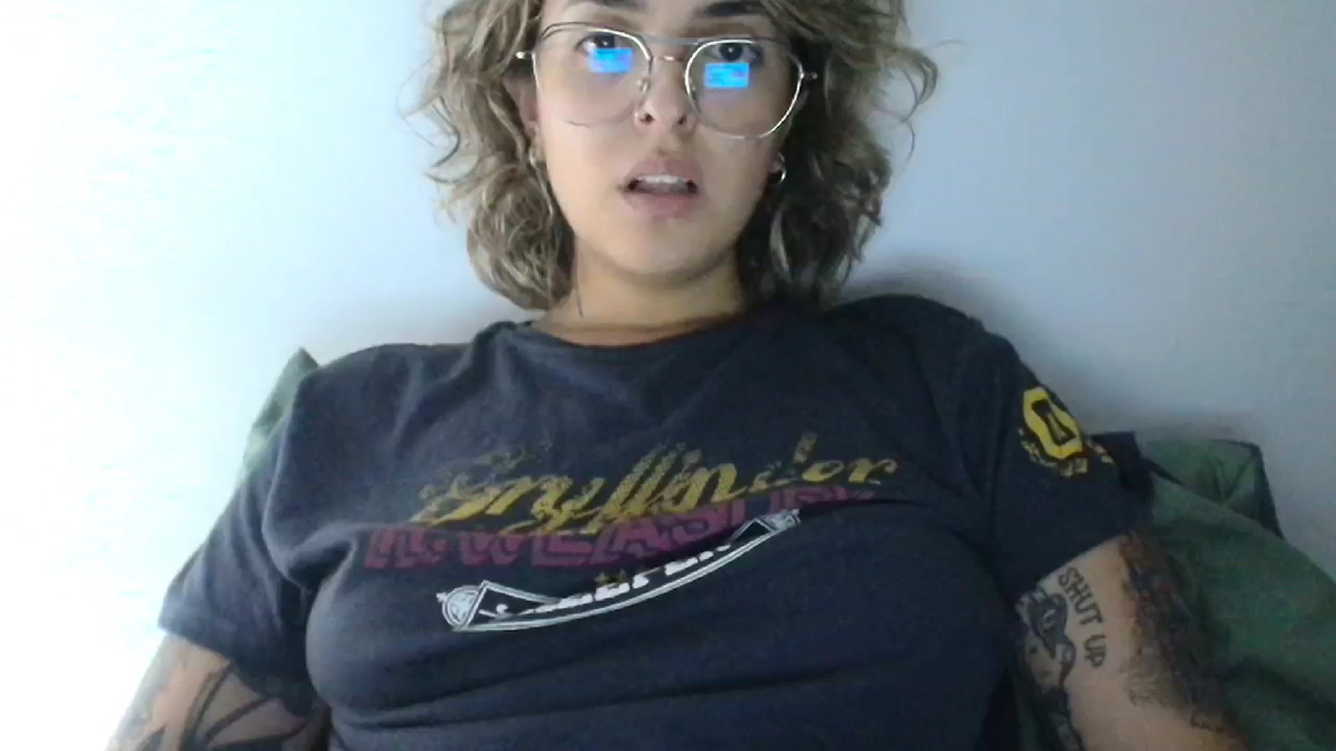 Gallery image thumbnail from RiversideCA's myfreecams stream on, 06/18/2024, 05:49 image 13 of 20