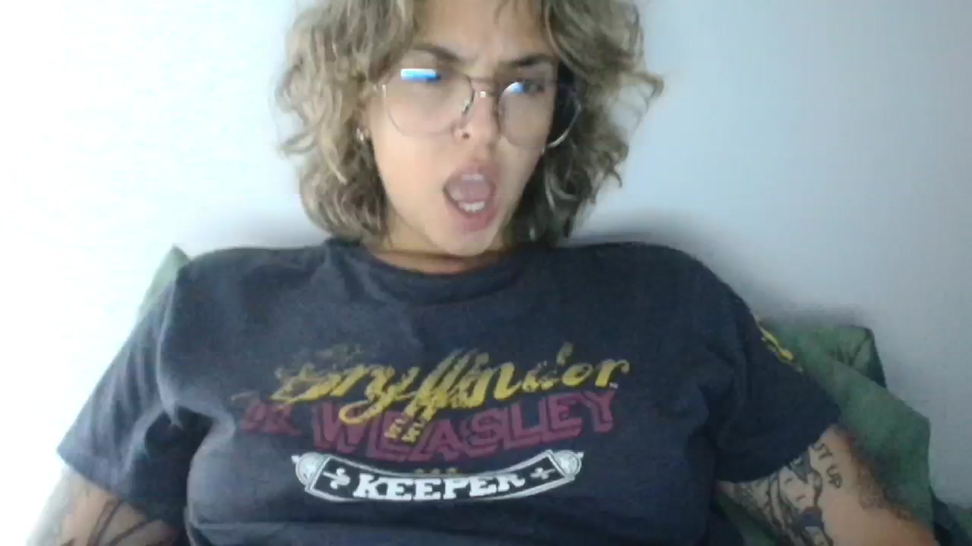 Gallery image thumbnail from RiversideCA's myfreecams stream on, 06/18/2024, 05:49 image 5 of 20