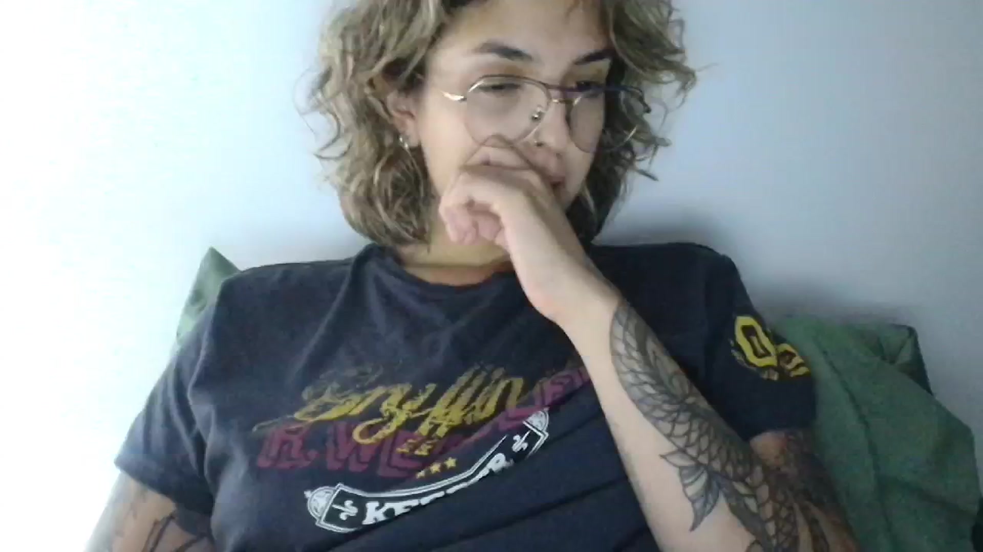 Gallery image thumbnail from RiversideCA's myfreecams stream on, 06/18/2024, 05:49 image 16 of 20