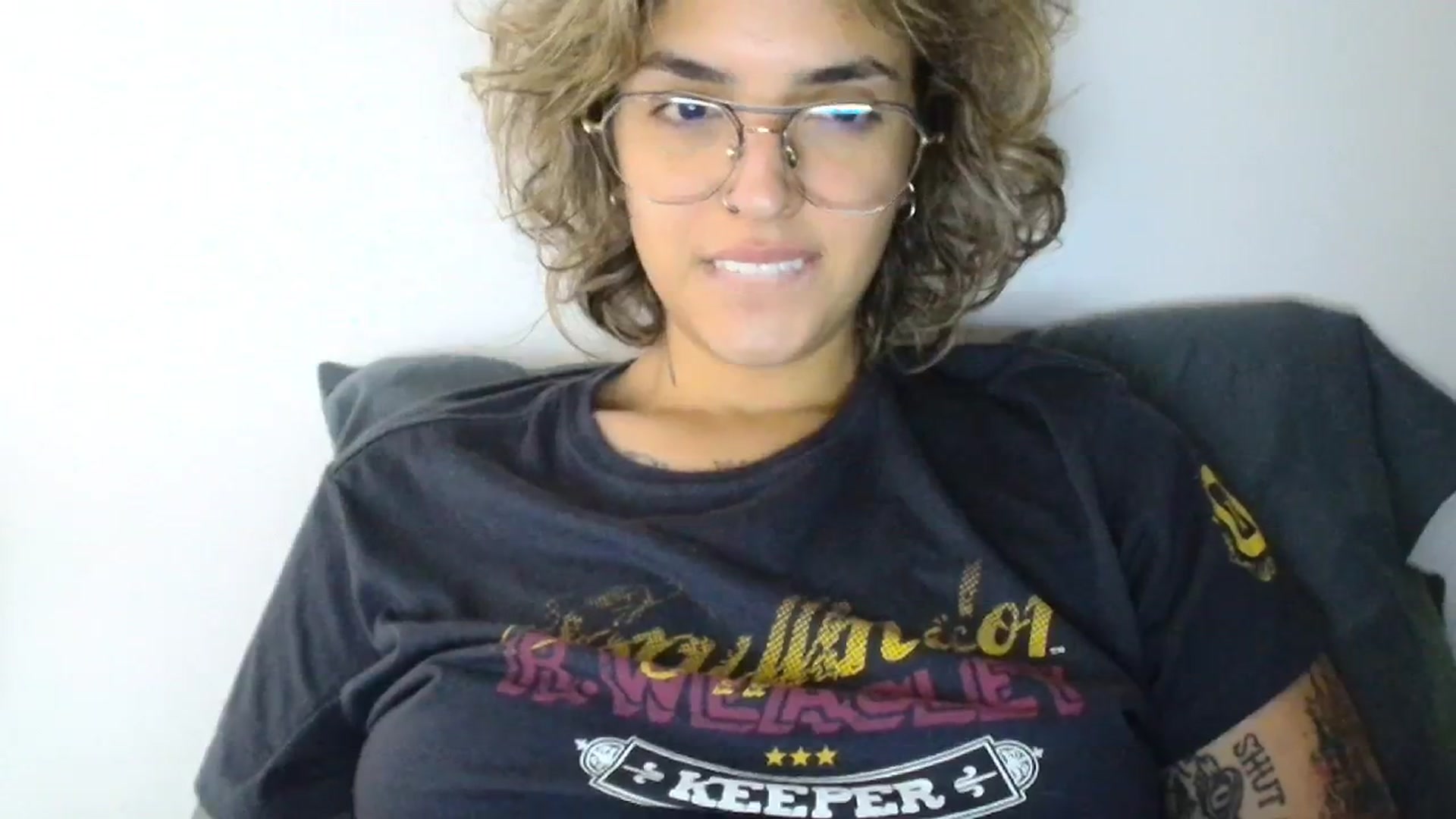 Gallery image thumbnail from RiversideCA's myfreecams stream on, 06/18/2024, 16:42 image 17 of 20