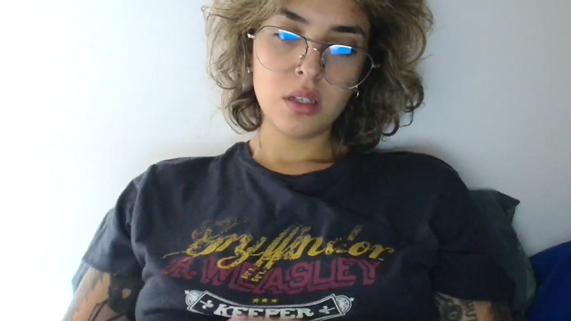Gallery image thumbnail from RiversideCA's myfreecams stream on, 06/18/2024, 16:42 image 4 of 20