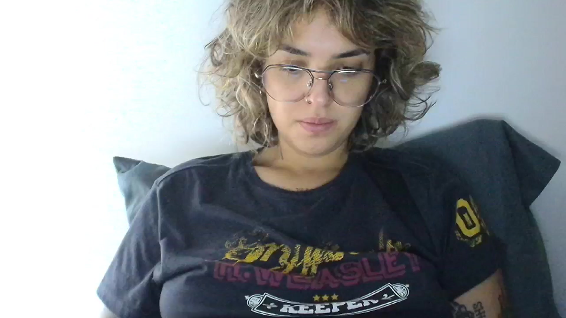 Gallery image thumbnail from RiversideCA's myfreecams stream on, 06/18/2024, 17:18 image 12 of 20