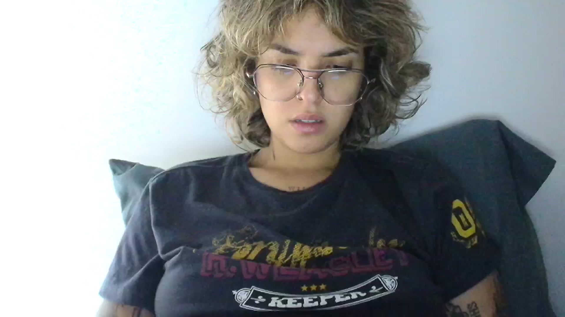 Gallery image thumbnail from RiversideCA's myfreecams stream on, 06/18/2024, 17:18 image 7 of 20