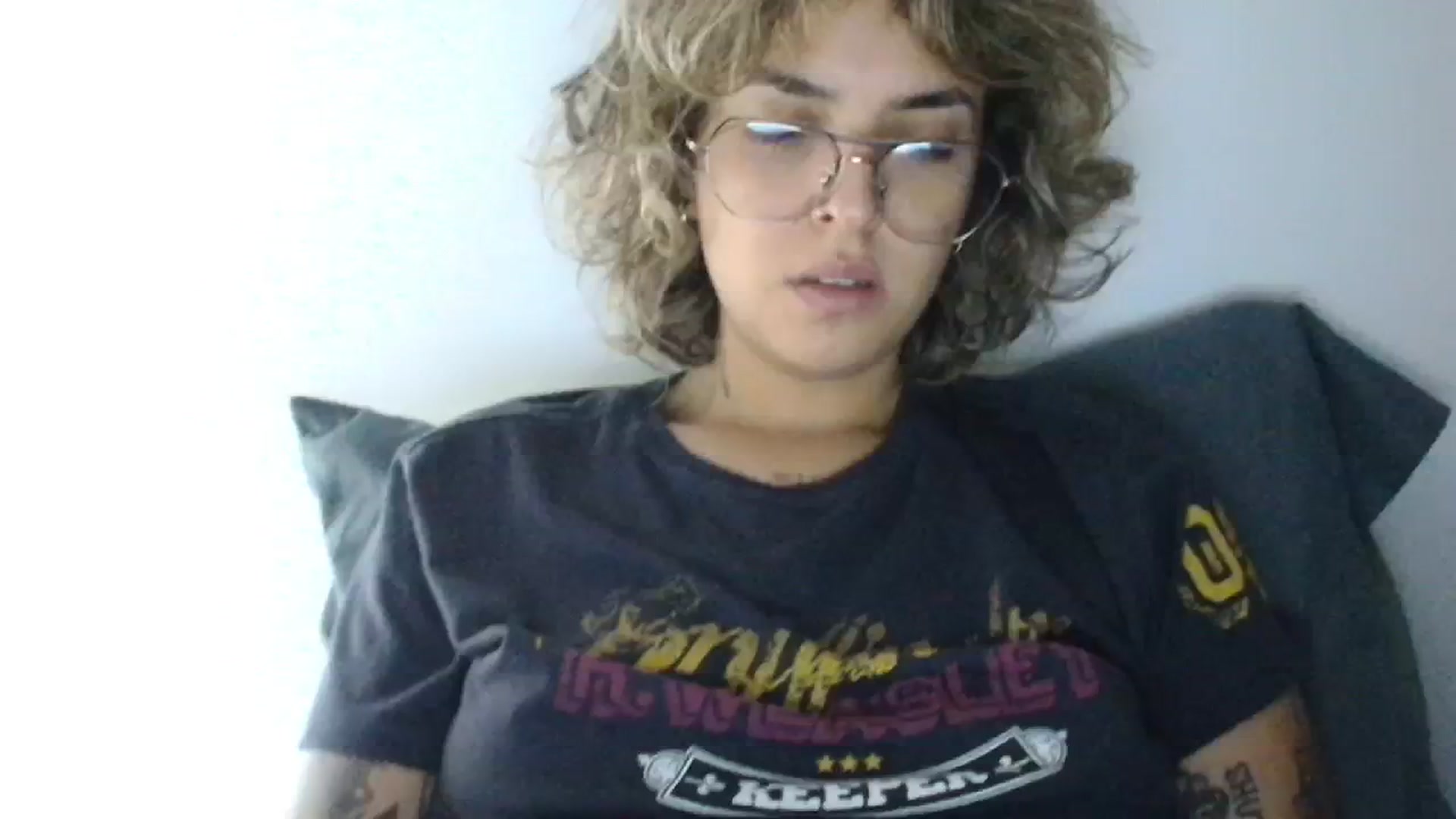 Gallery image thumbnail from RiversideCA's myfreecams stream on, 06/18/2024, 17:18 image 8 of 20