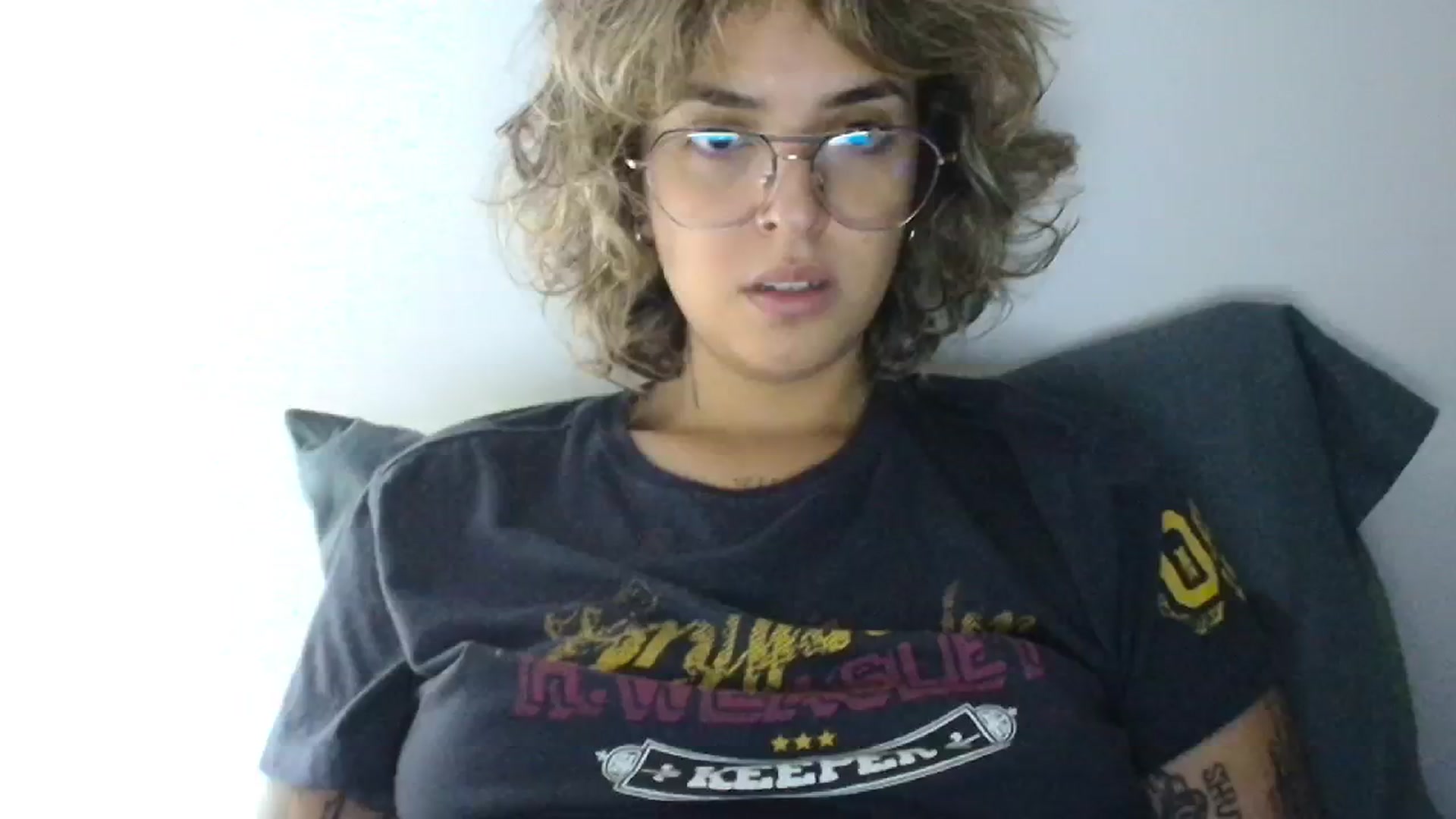 Gallery image thumbnail from RiversideCA's myfreecams stream on, 06/18/2024, 17:18 image 4 of 20