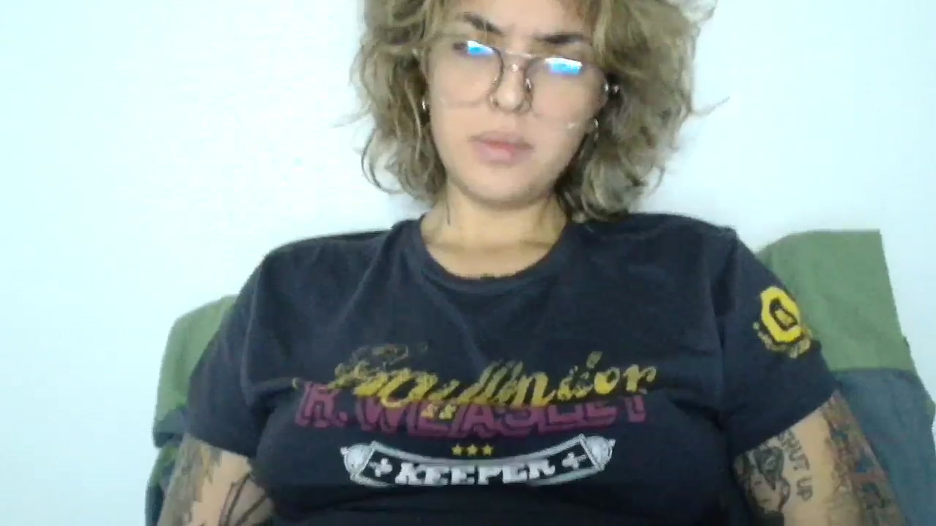Gallery image thumbnail from RiversideCA's myfreecams stream on, 06/19/2024, 19:11 image 13 of 20