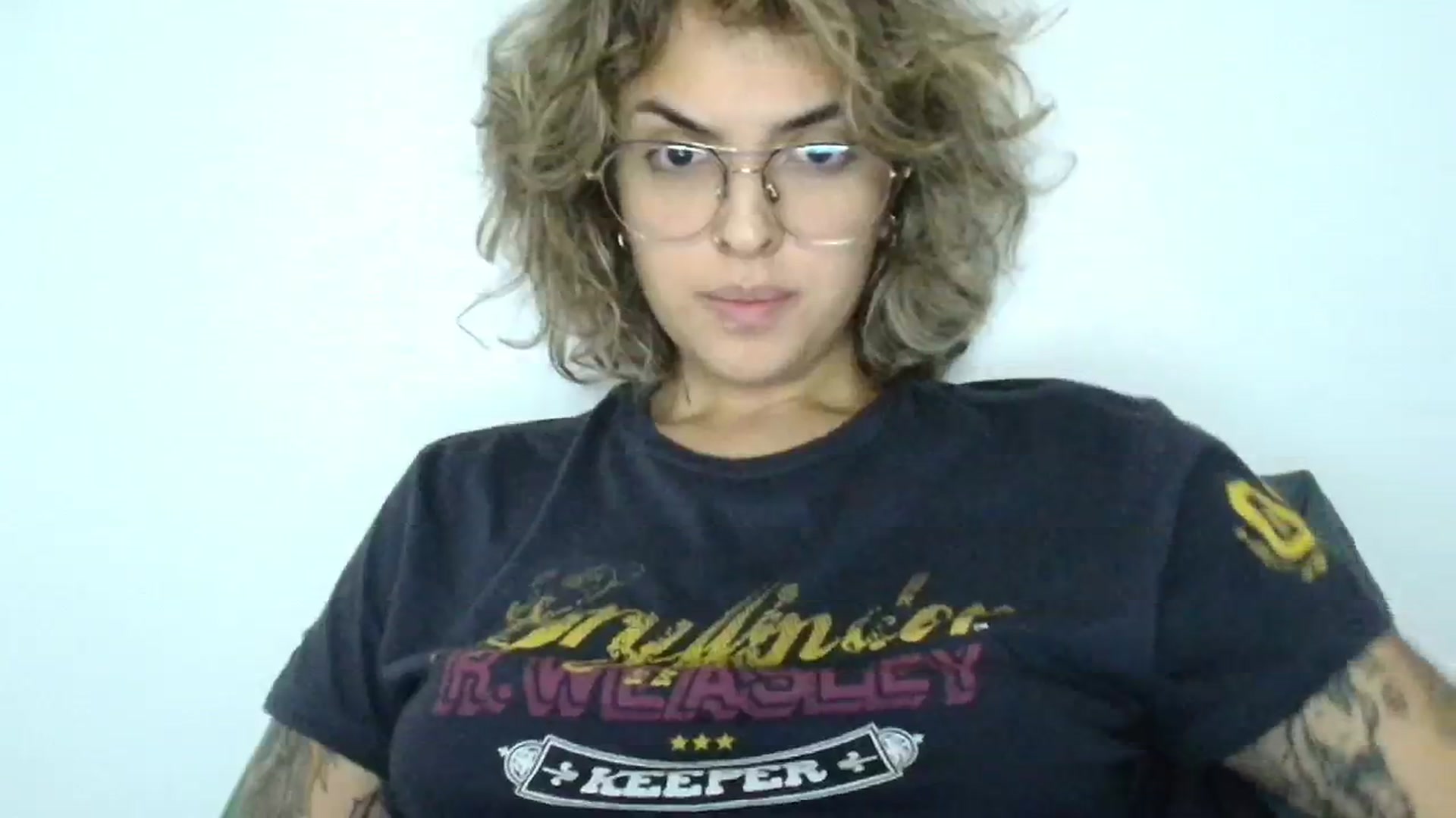 Gallery image thumbnail from RiversideCA's myfreecams stream on, 06/19/2024, 19:11 image 19 of 20