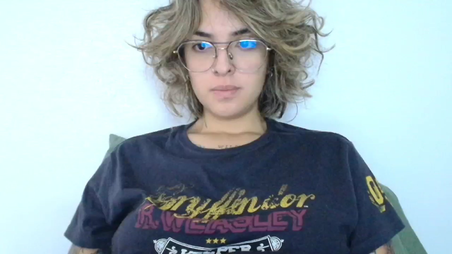 Gallery image thumbnail from RiversideCA's myfreecams stream on, 06/22/2024, 17:26 image 8 of 20