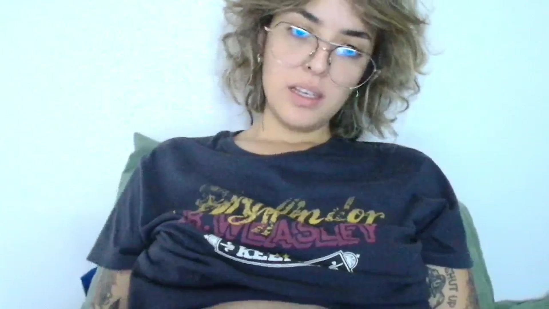 Gallery image thumbnail from RiversideCA's myfreecams stream on, 06/22/2024, 17:26 image 14 of 20