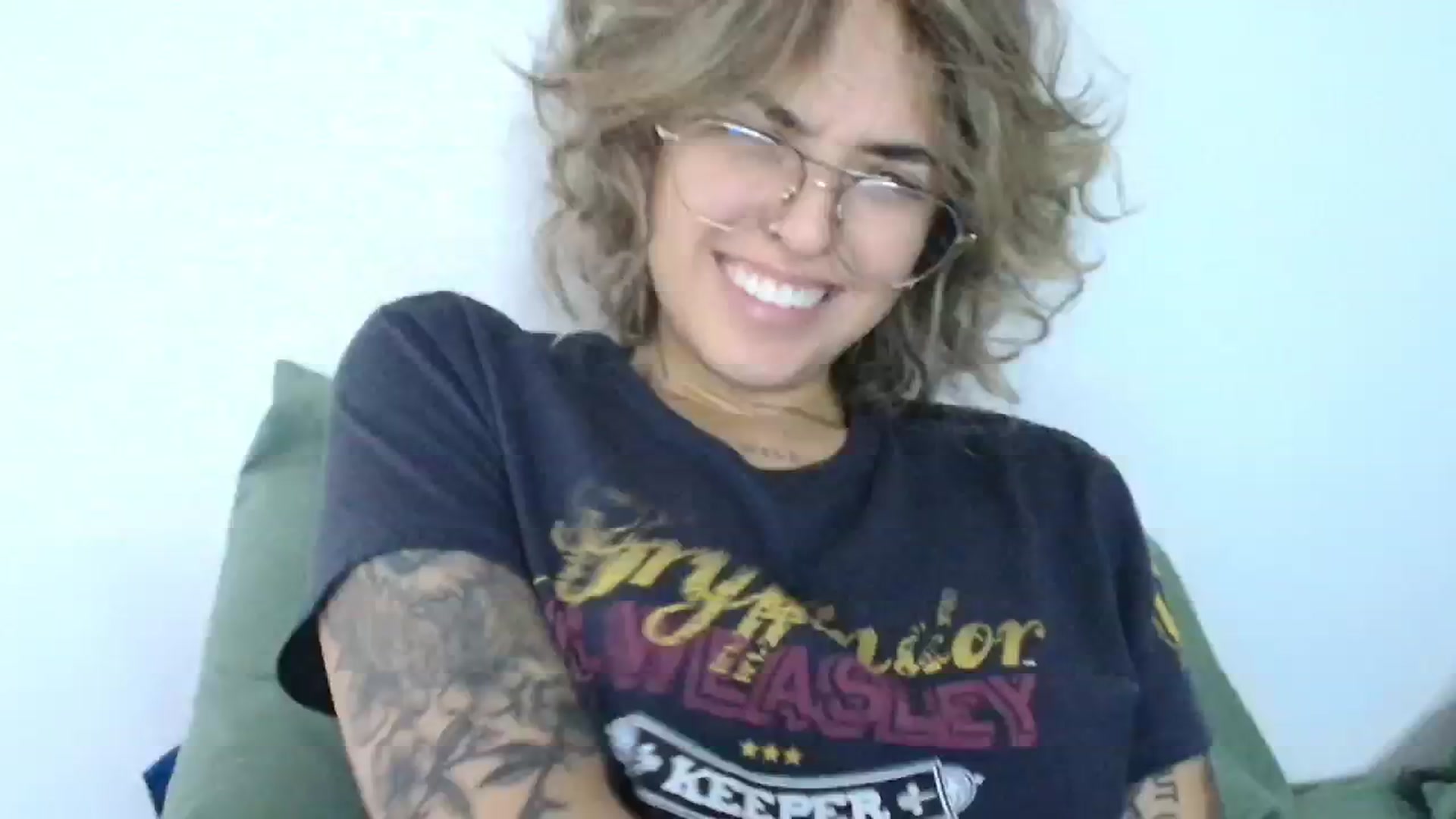 Gallery image thumbnail from RiversideCA's myfreecams stream on, 06/22/2024, 17:26 image 11 of 20
