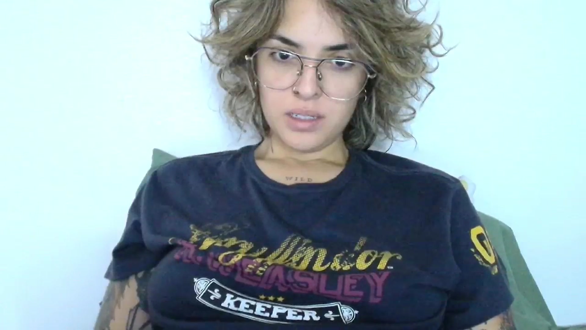 Gallery image thumbnail from RiversideCA's myfreecams stream on, 06/22/2024, 17:26 image 2 of 20