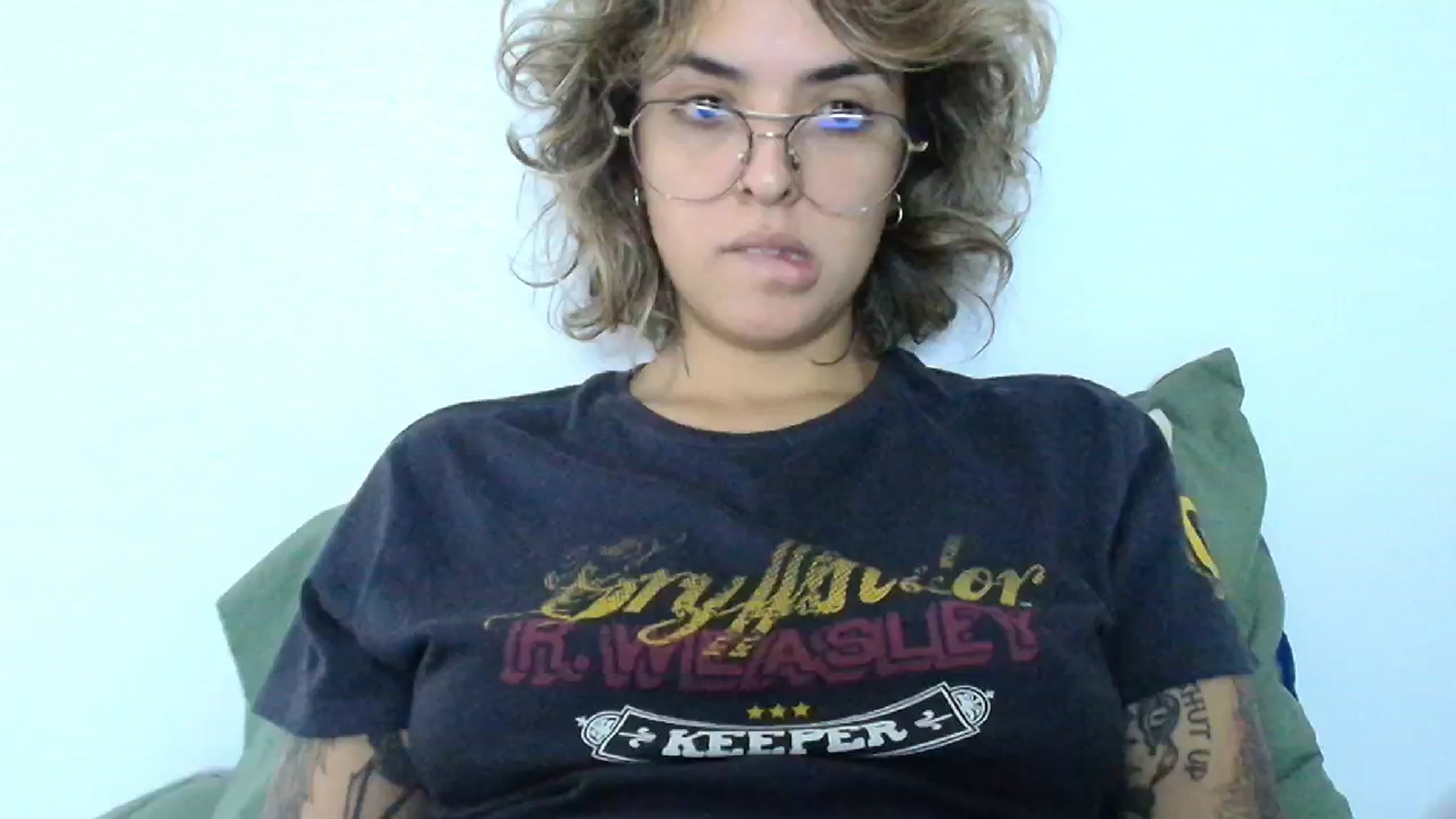Gallery image thumbnail from RiversideCA's myfreecams stream on, 06/24/2024, 17:01 image 13 of 20