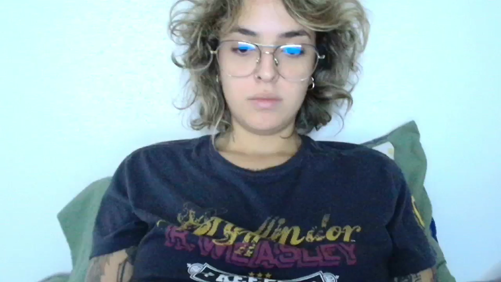 Gallery image thumbnail from RiversideCA's myfreecams stream on, 06/24/2024, 17:01 image 17 of 20