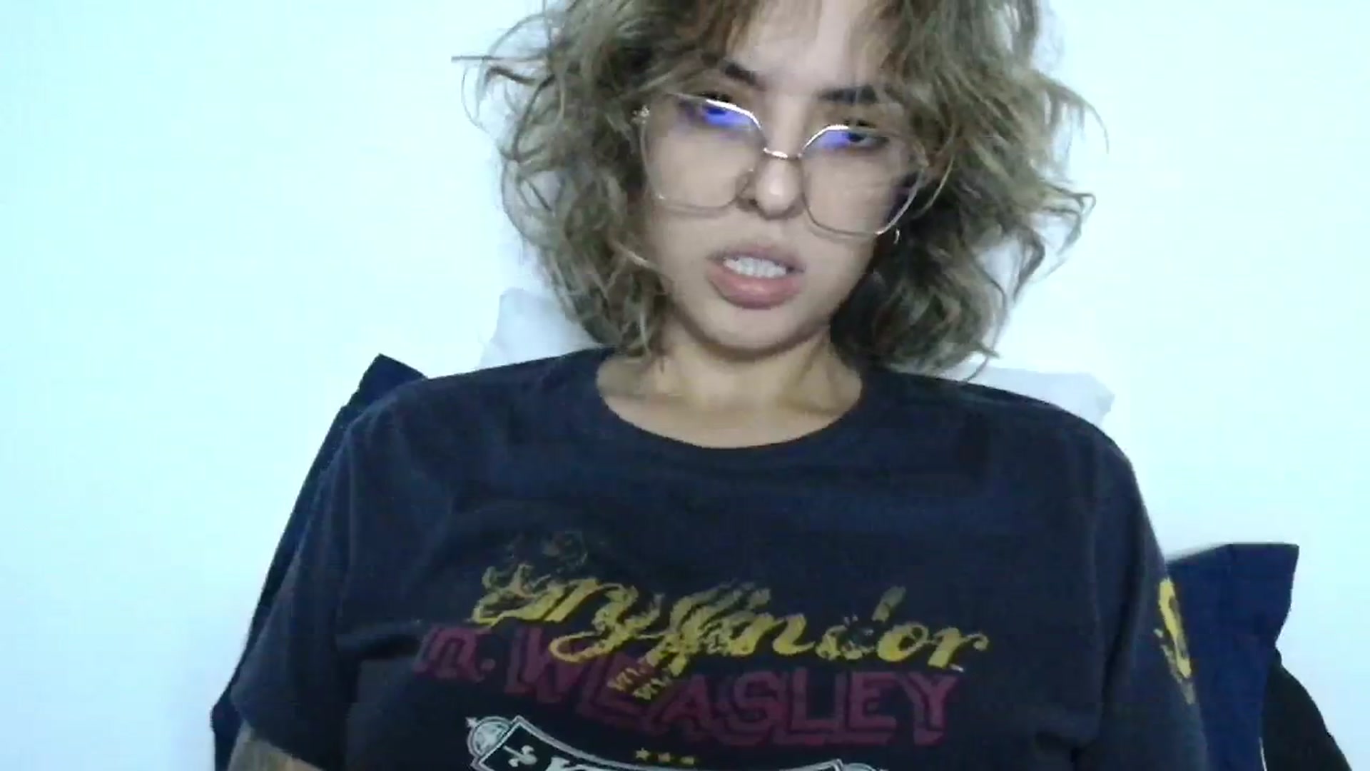 Gallery image thumbnail from RiversideCA's myfreecams stream on, 06/26/2024, 06:39 image 17 of 20