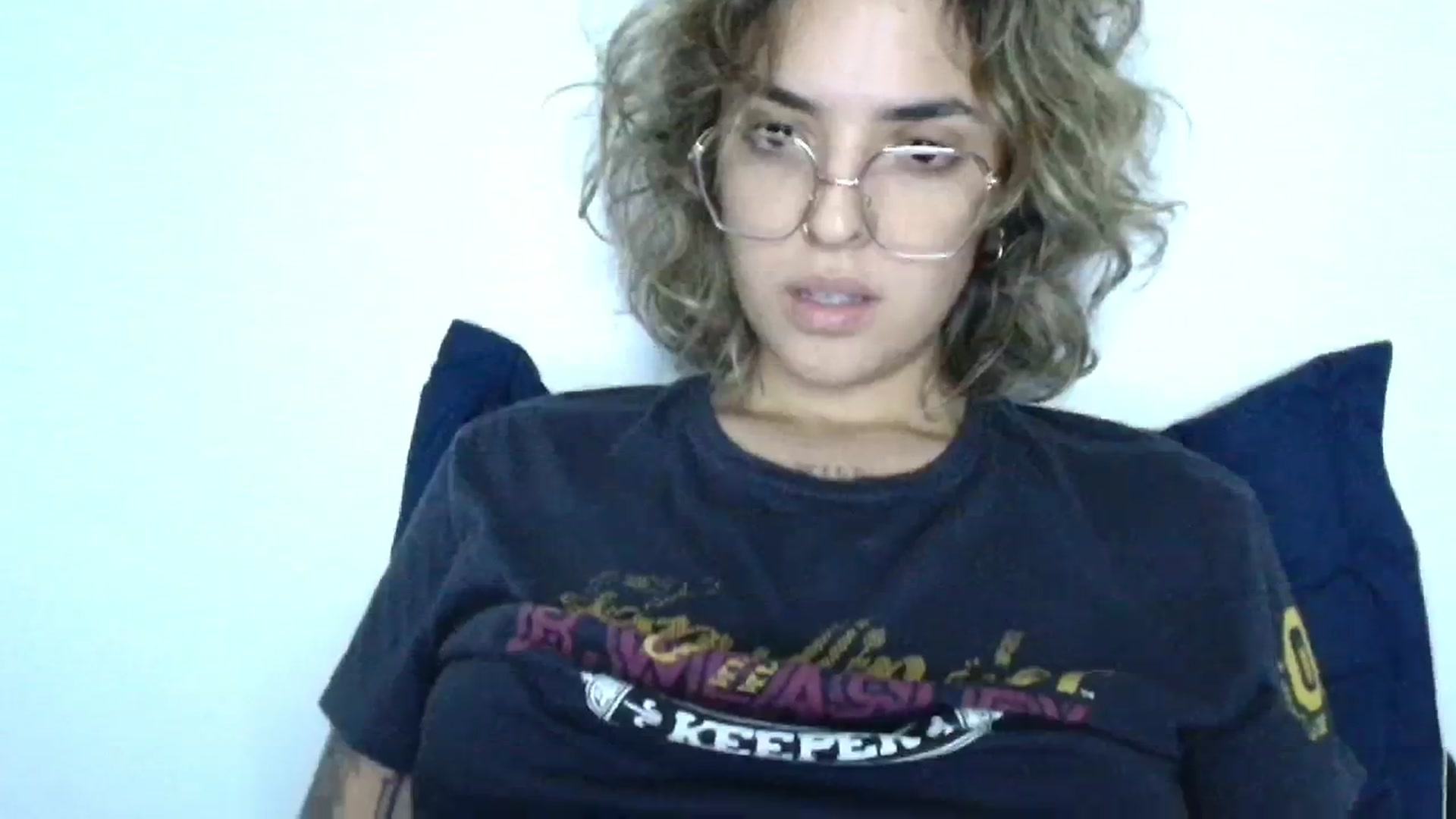Gallery image thumbnail from RiversideCA's myfreecams stream on, 06/26/2024, 07:37 image 17 of 20