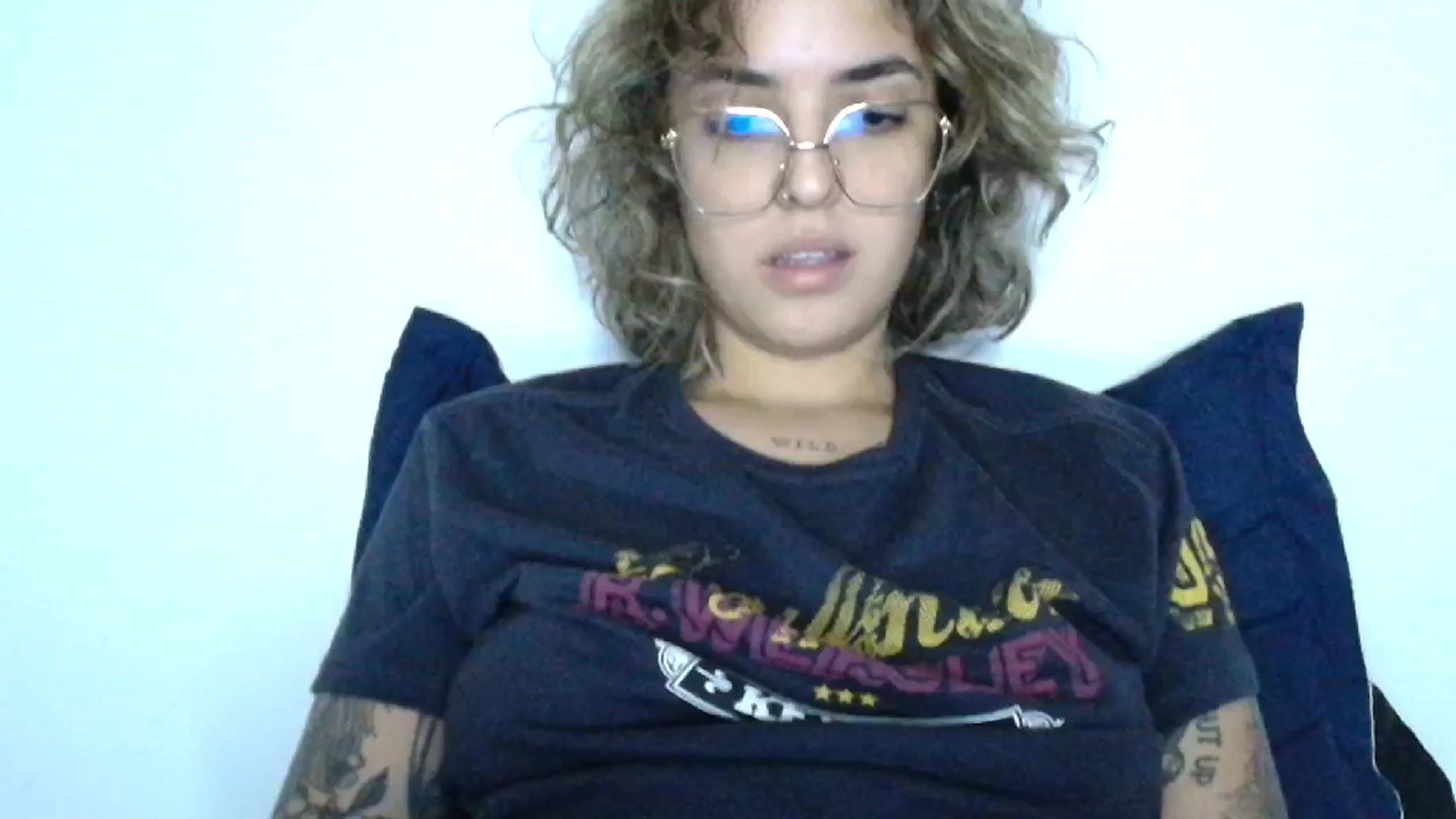 Gallery image thumbnail from RiversideCA's myfreecams stream on, 06/26/2024, 07:37 image 10 of 20