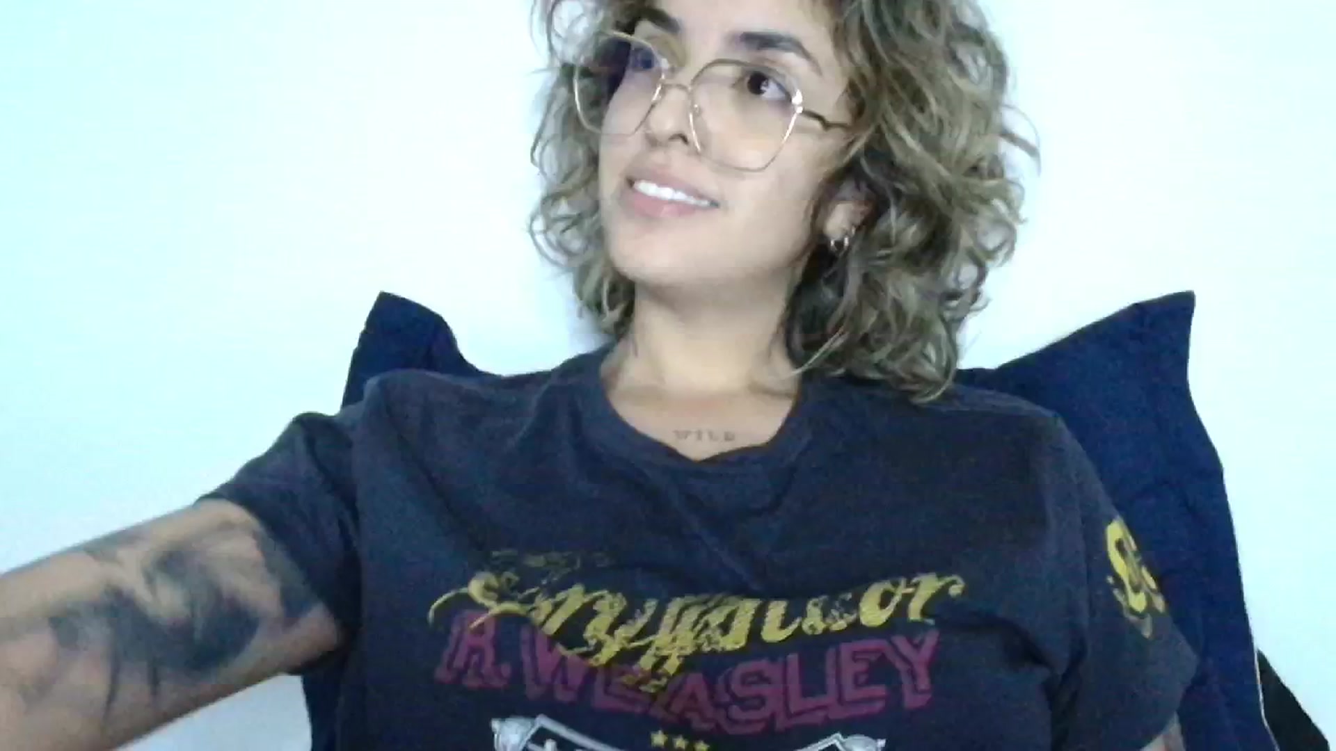 Gallery image thumbnail from RiversideCA's myfreecams stream on, 06/26/2024, 07:37 image 3 of 20