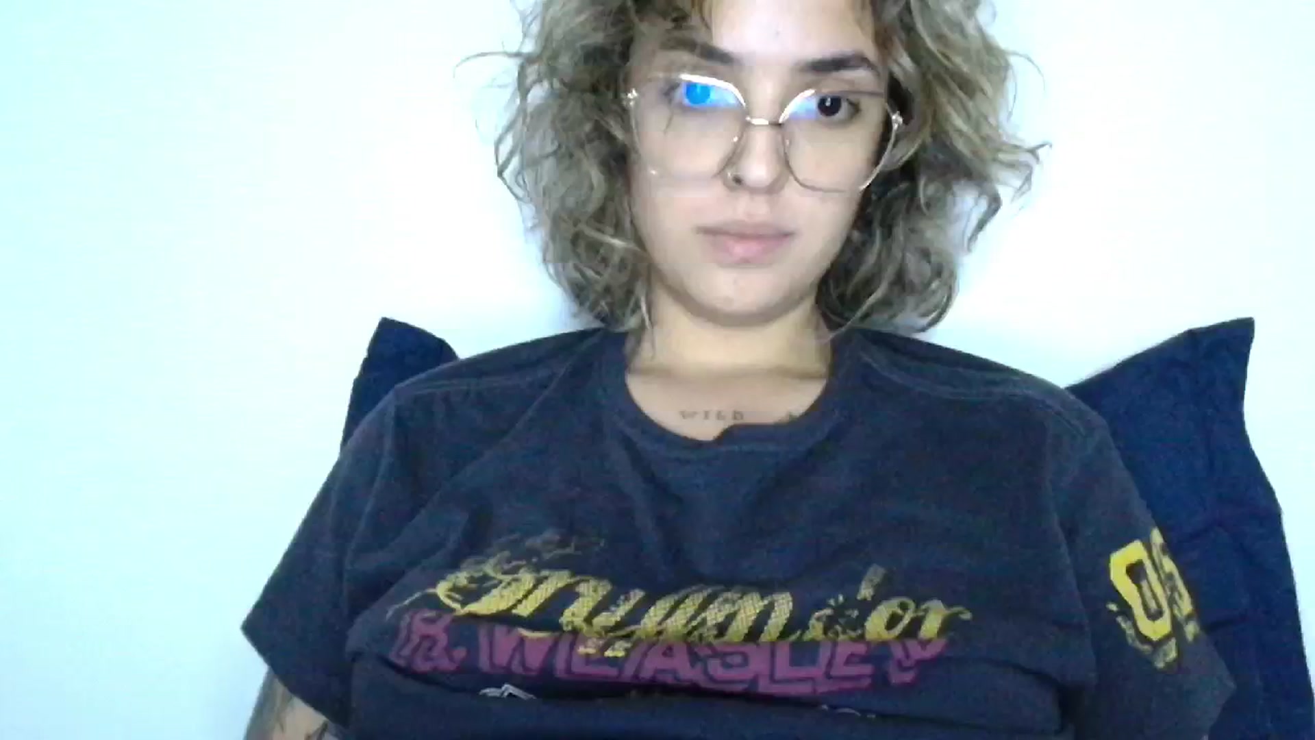 Gallery image thumbnail from RiversideCA's myfreecams stream on, 06/26/2024, 07:37 image 11 of 20
