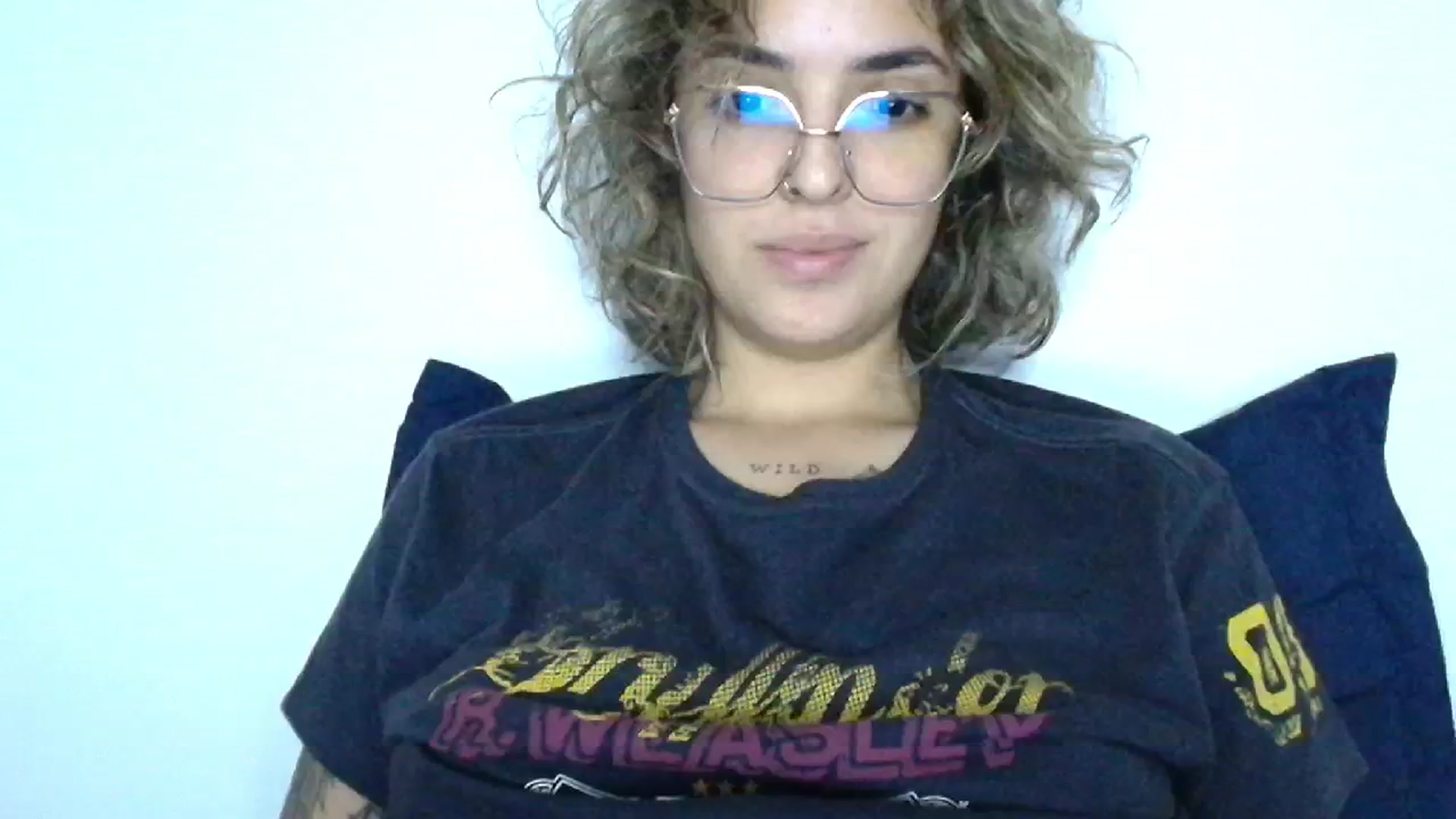 Gallery image thumbnail from RiversideCA's myfreecams stream on, 06/26/2024, 07:37 image 12 of 20