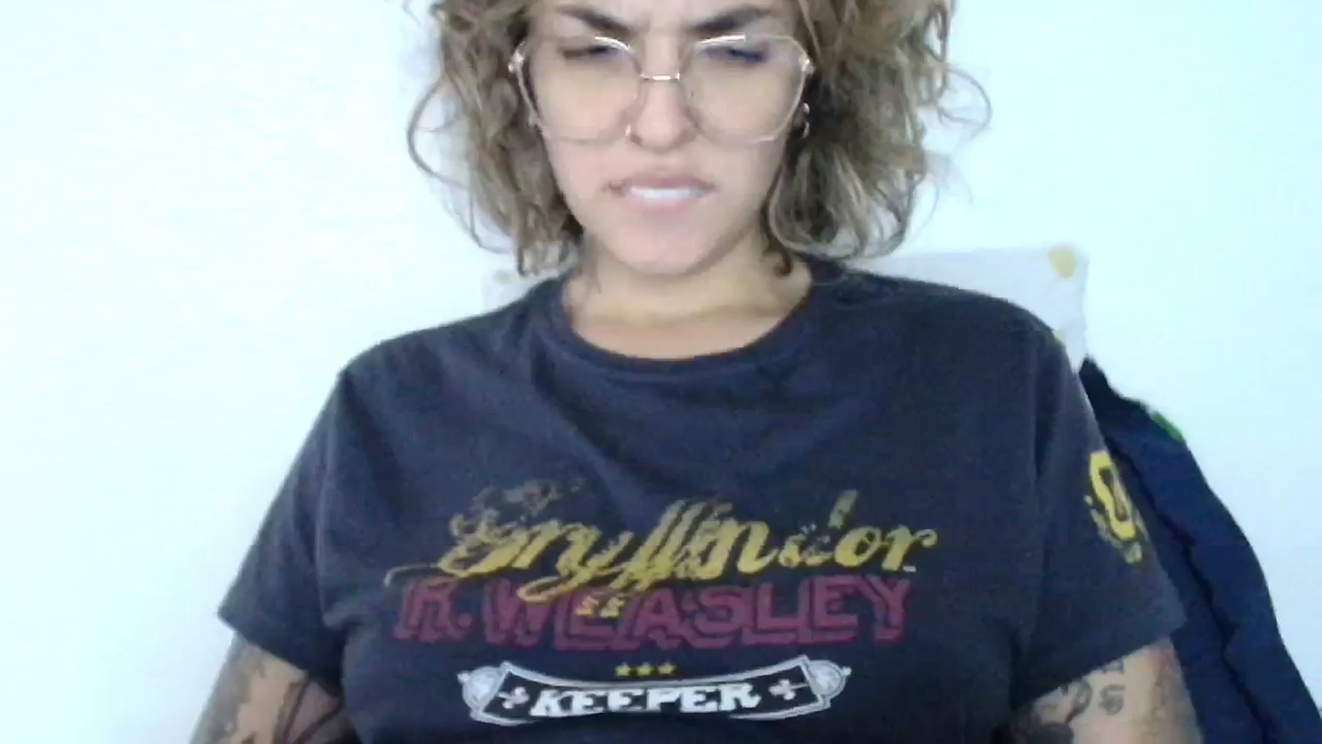 Gallery image thumbnail from RiversideCA's myfreecams stream on, 06/26/2024, 16:33 image 15 of 20
