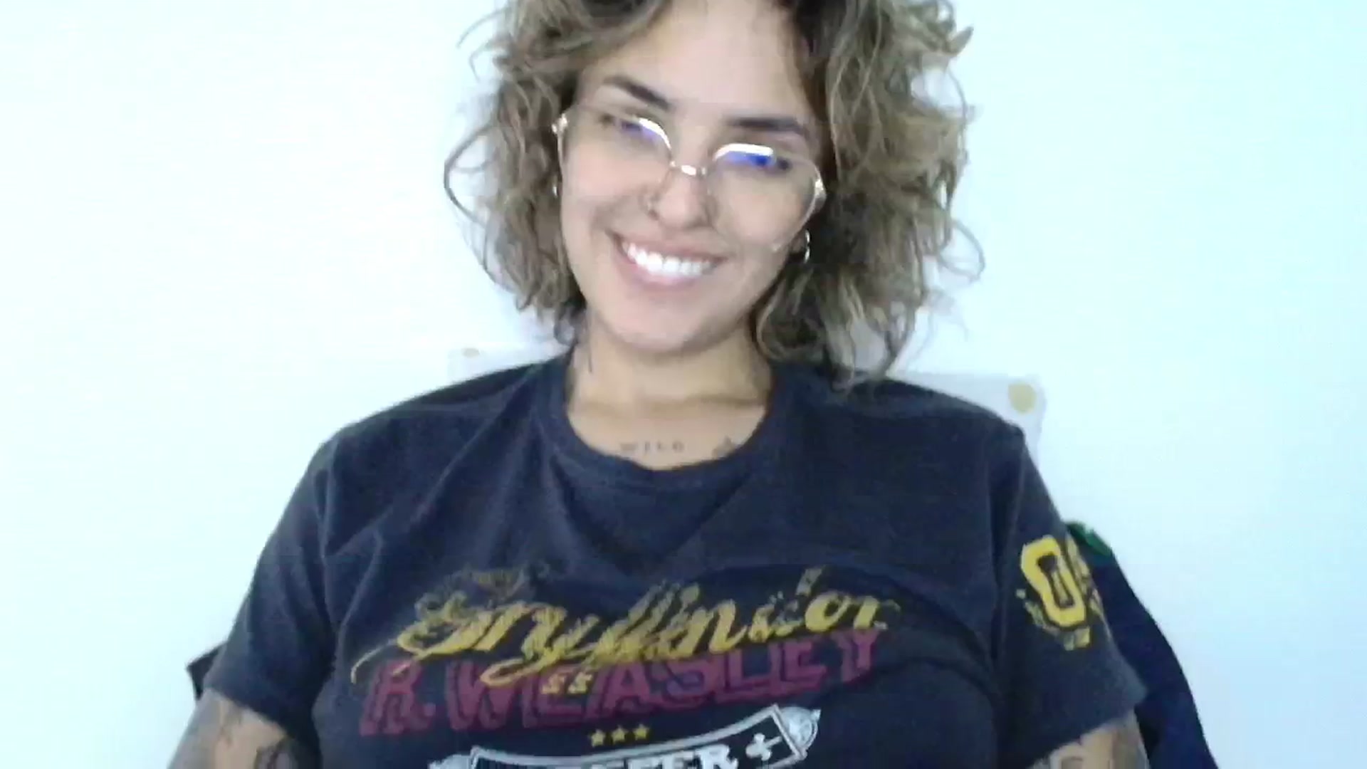 Gallery image thumbnail from RiversideCA's myfreecams stream on, 06/26/2024, 16:33 image 9 of 20