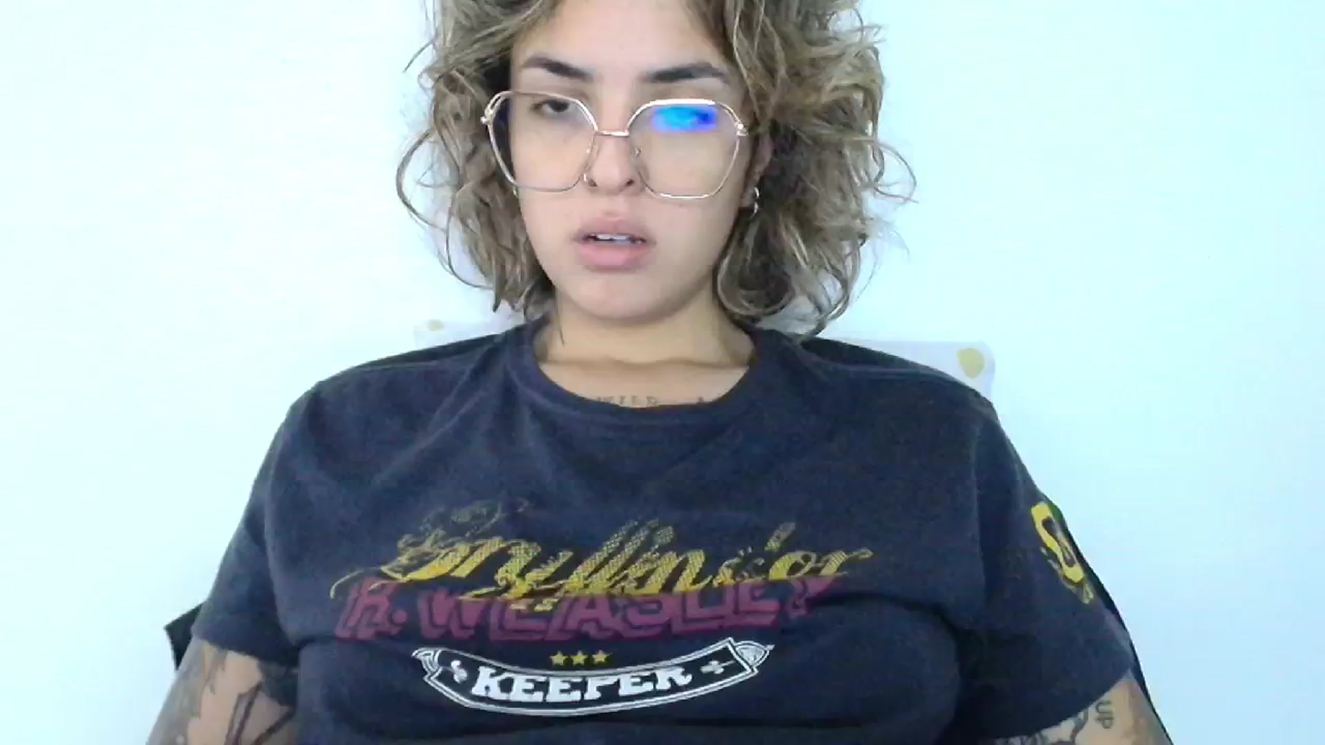 Gallery image thumbnail from RiversideCA's myfreecams stream on, 06/26/2024, 16:33 image 10 of 20