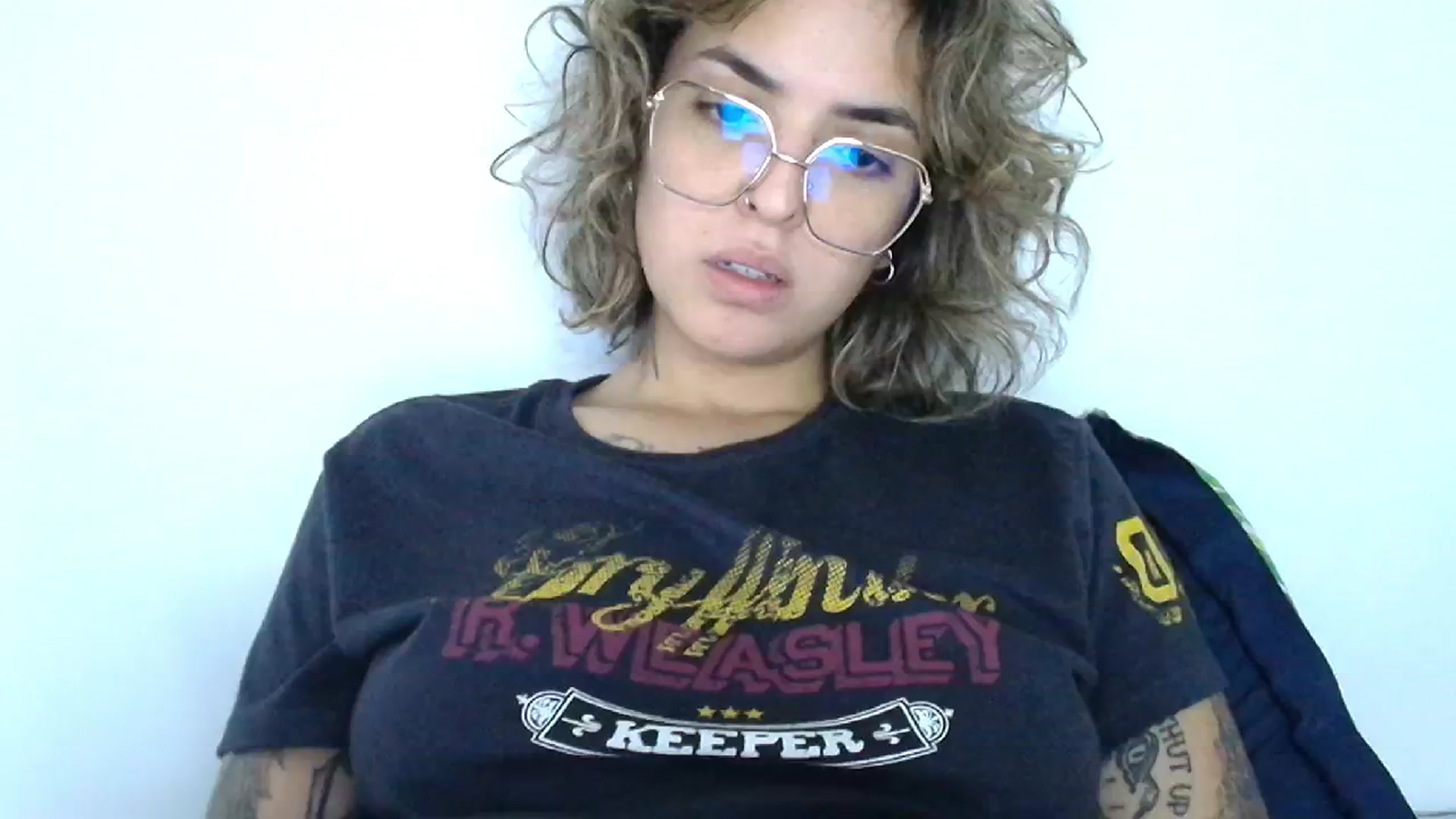 Gallery image thumbnail from RiversideCA's myfreecams stream on, 06/26/2024, 17:27 image 6 of 20