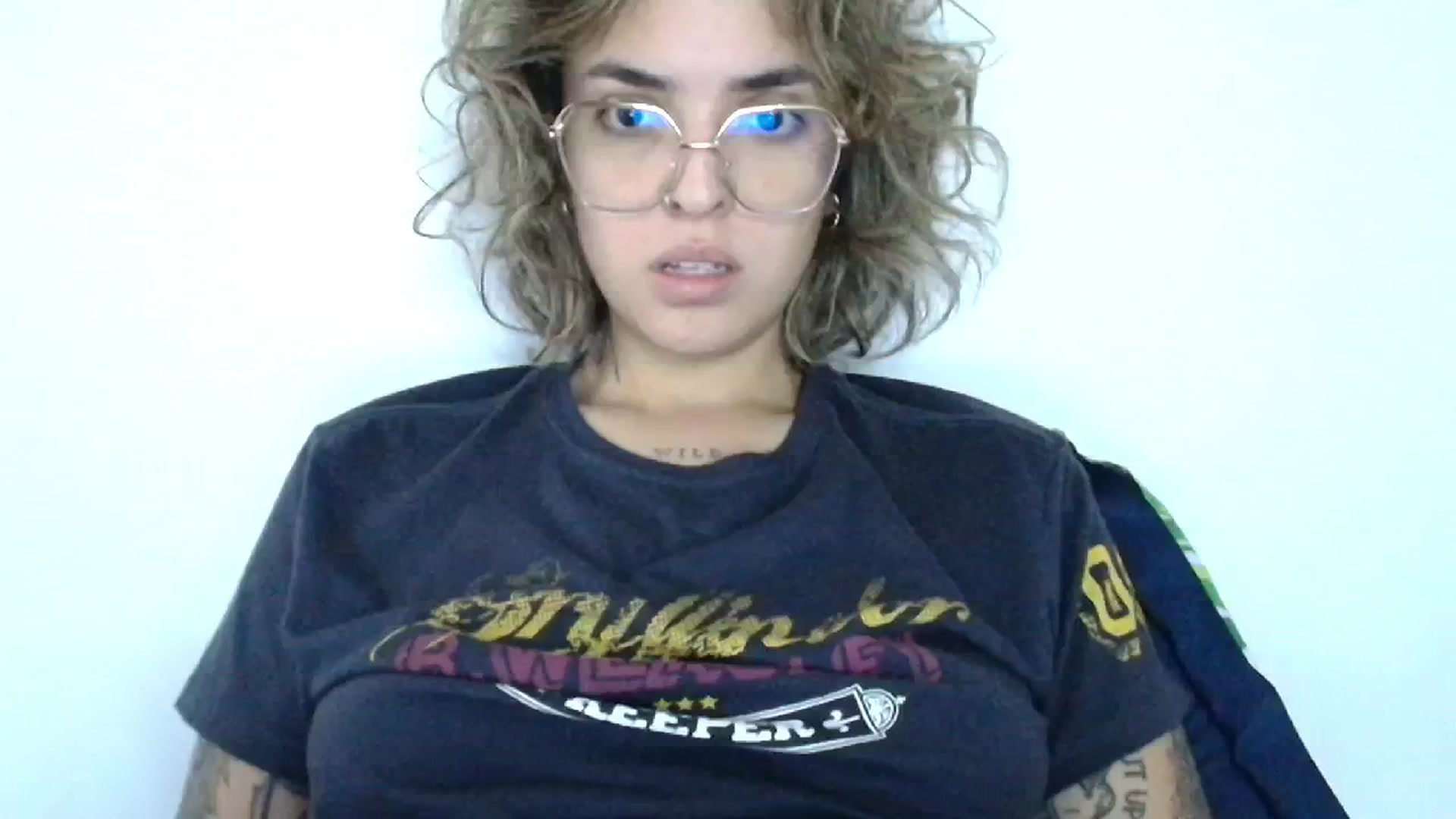Gallery image thumbnail from RiversideCA's myfreecams stream on, 06/26/2024, 17:27 image 10 of 20